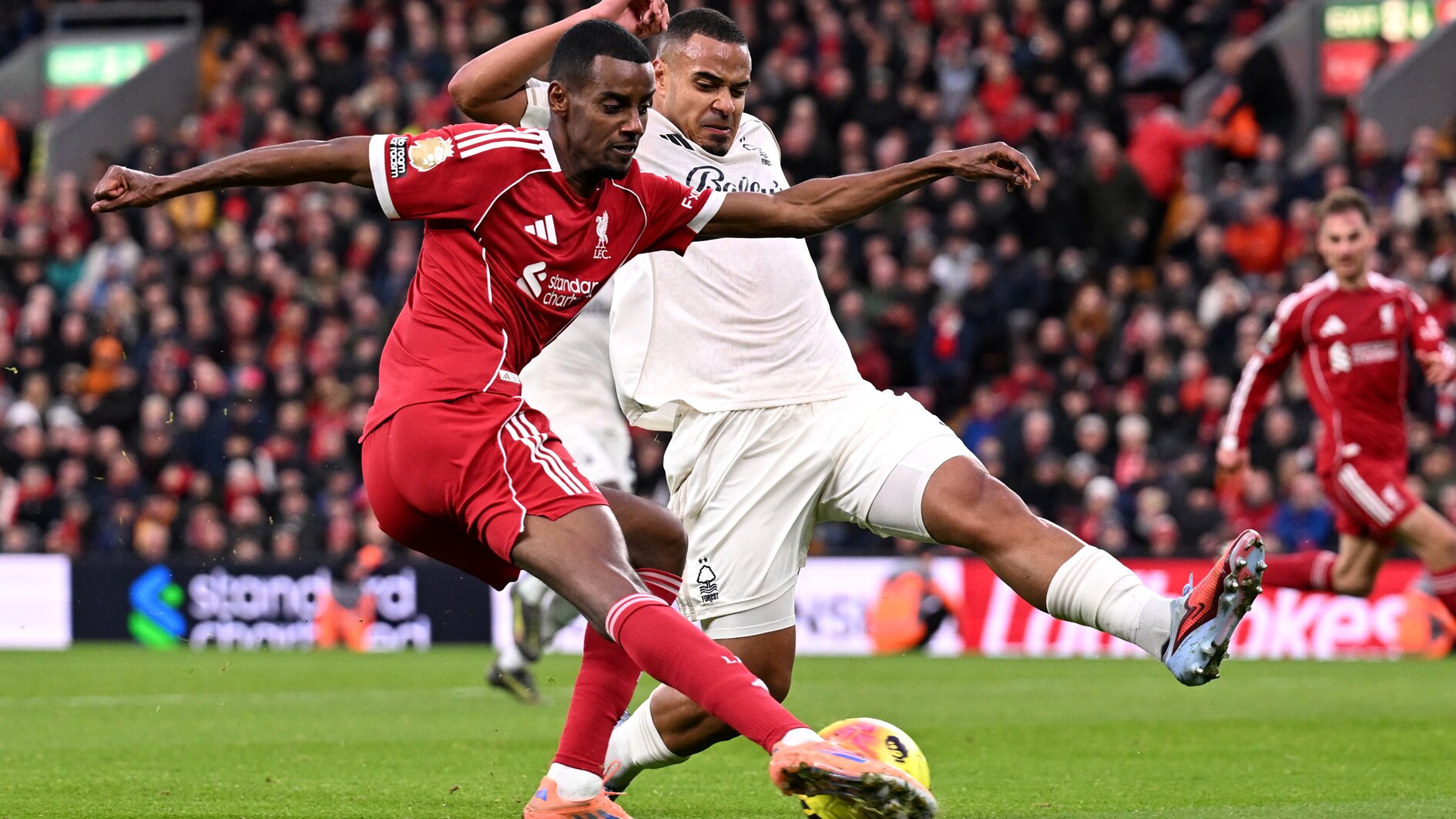 How to follow the Premier League on the BBC this weekend