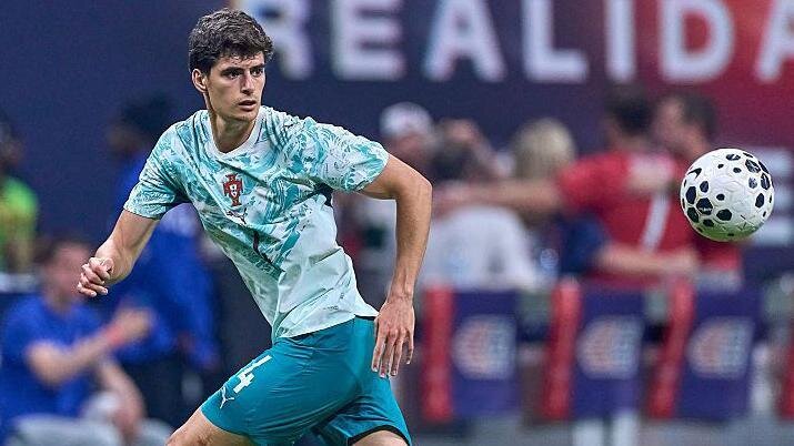 Bournemouth sign Portugal defender Silva