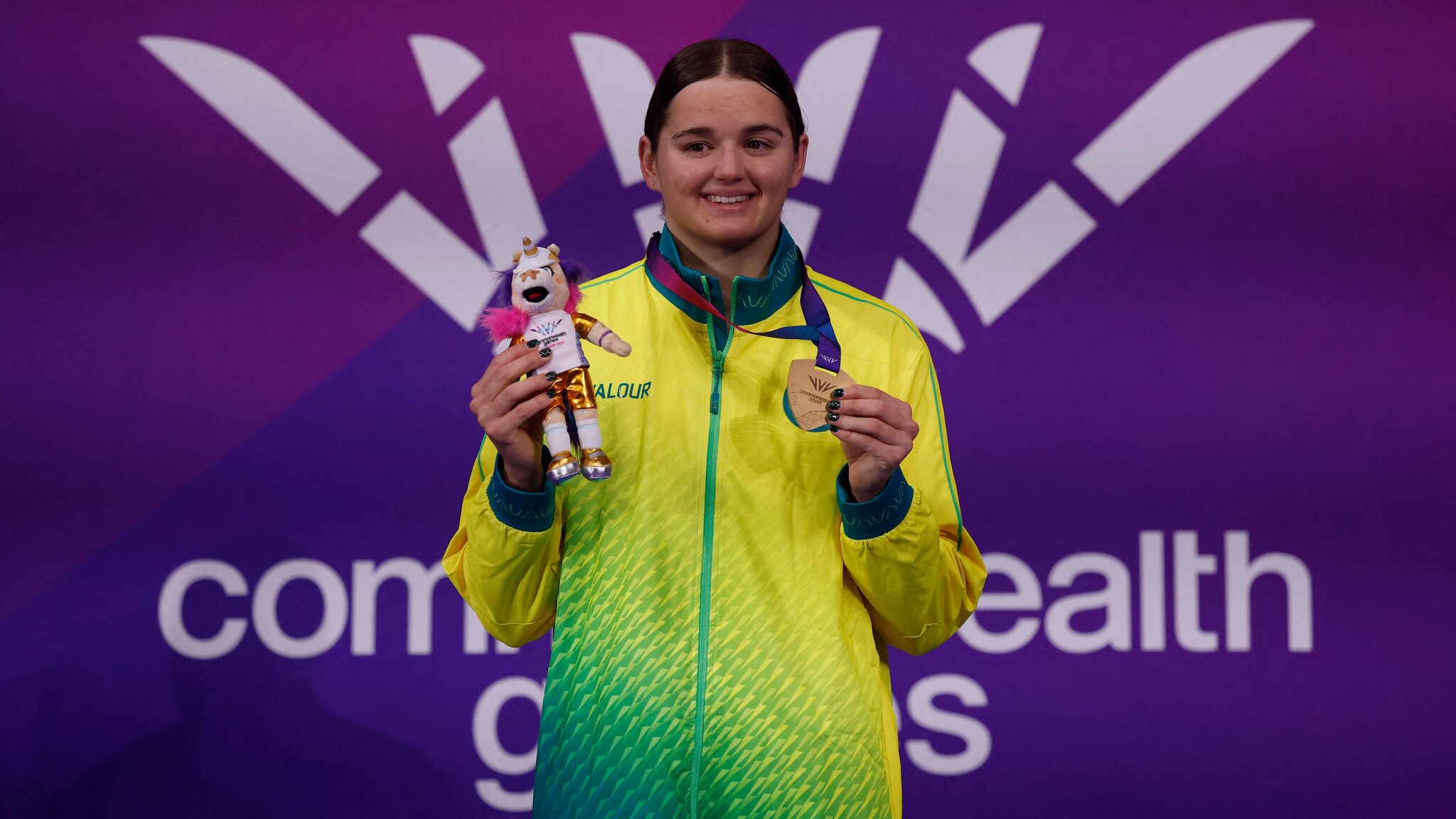 Australian swimmer celebrated gold with 'no words