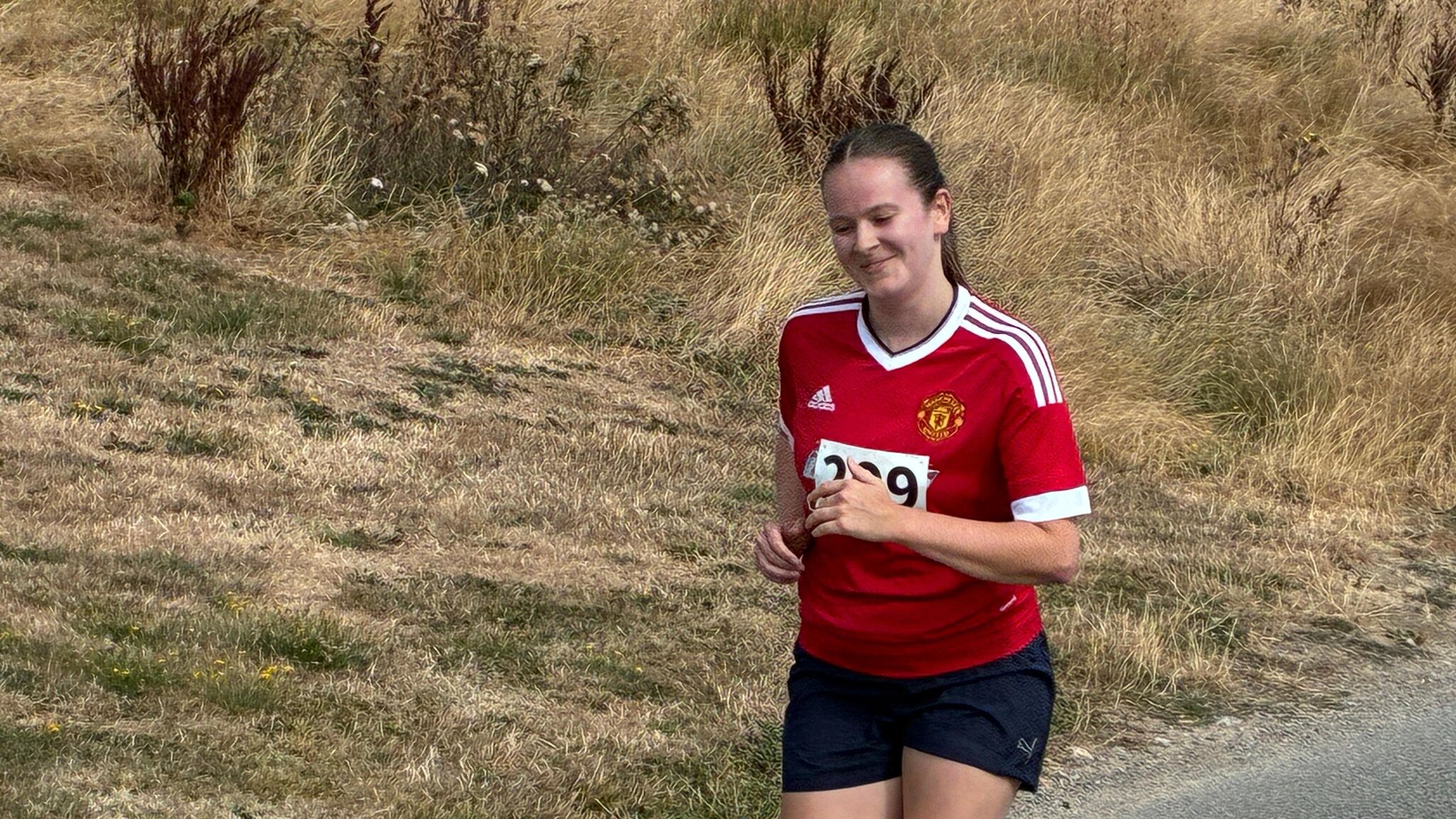 Football rivals use Fans to 5k runs to get points