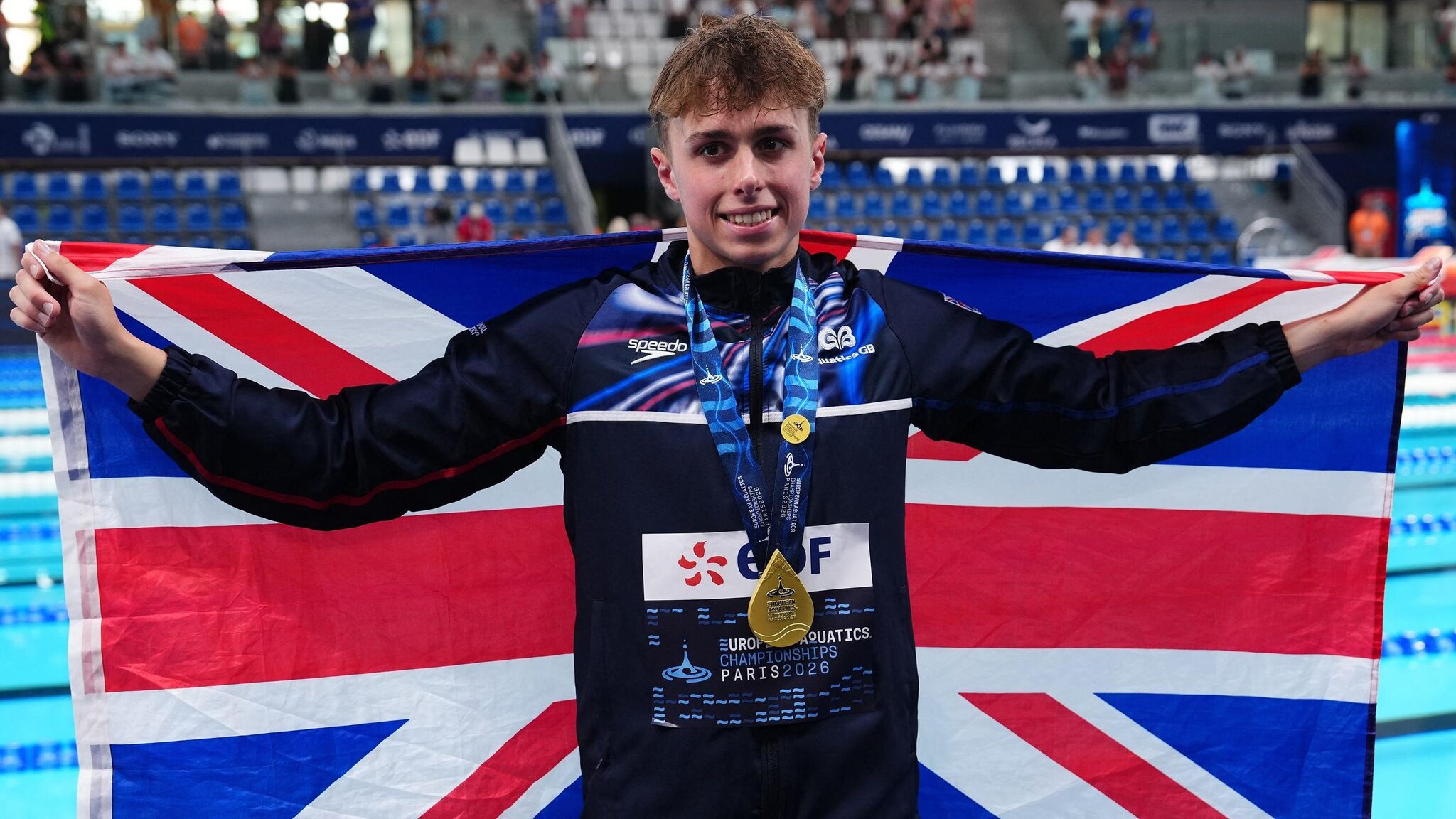 GB teenager Nowacki wins dramatic European gold