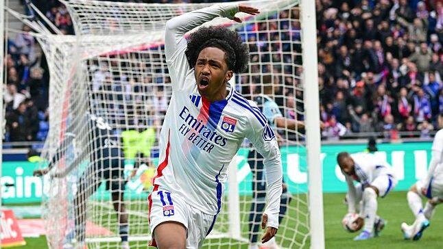 Lyon winger Fofana set for £30m Sunderland move
