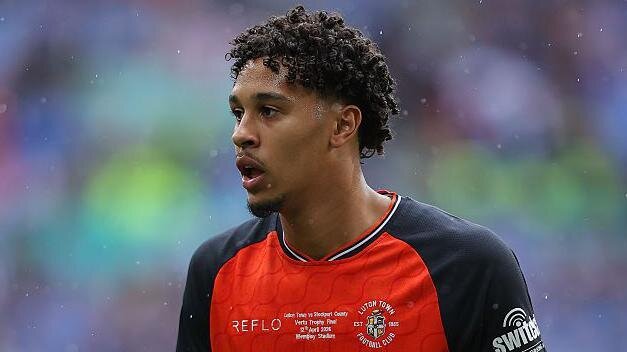 Luton re-sign winger Lawrence on loan from Man City