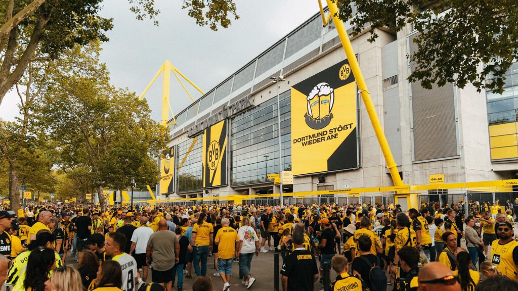 Travel info for the Bundesliga opener against HSV