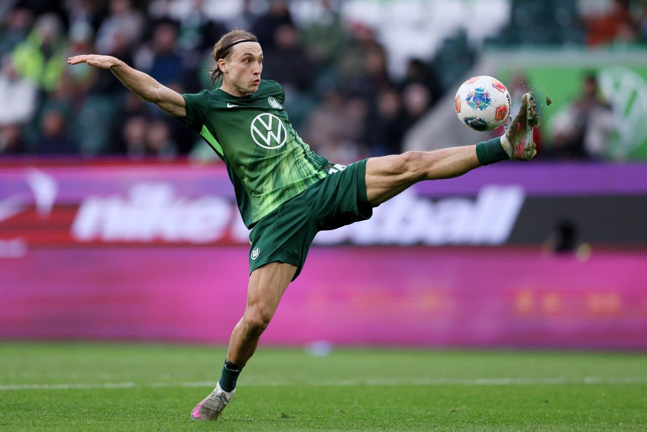 Wolfsburg duo Majer and Skov-Olsen set to join AEK Athens and Başakşehir
