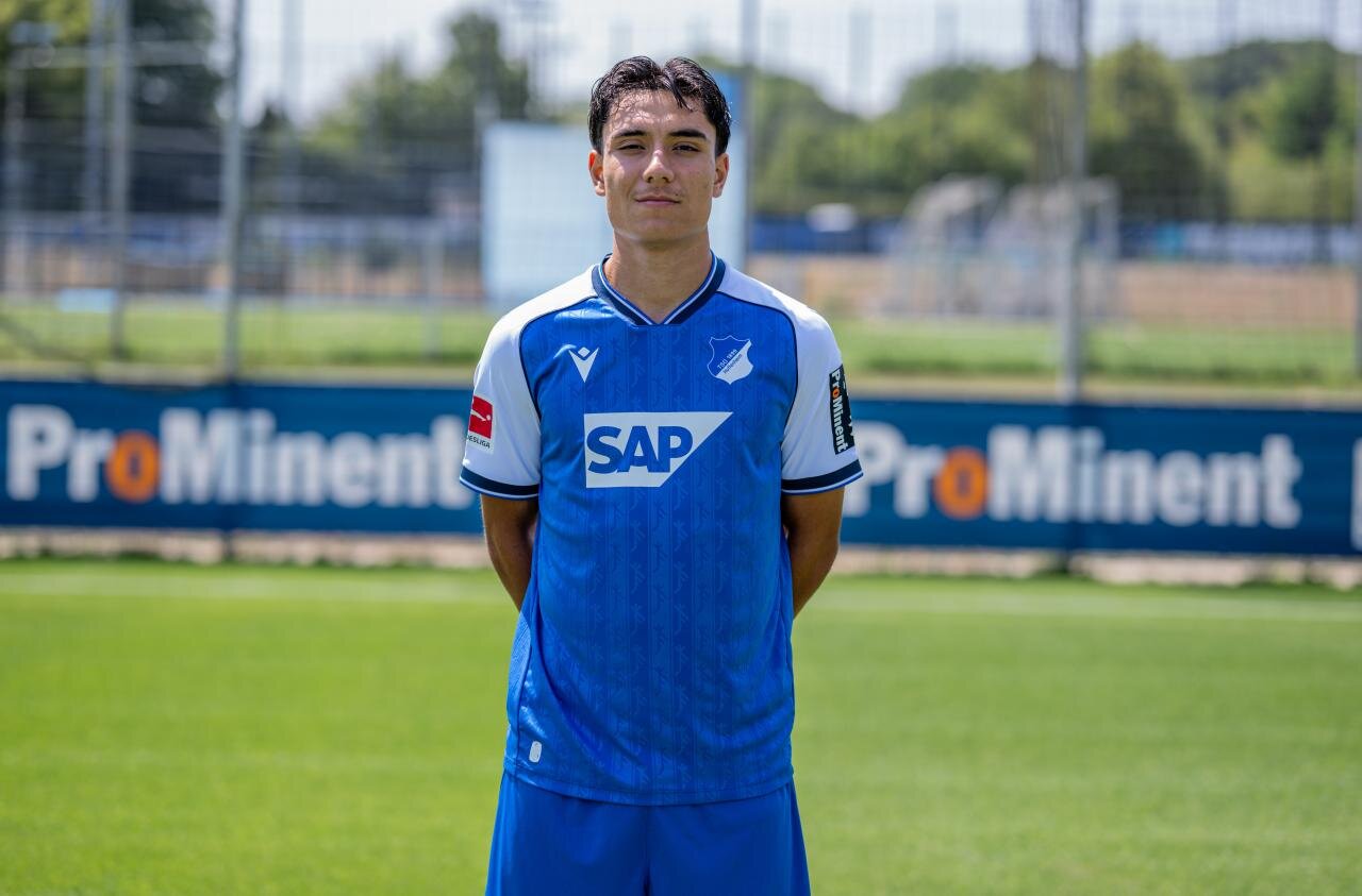 Paderborn turn attention to Leverkusen youngster after signing Zeitler