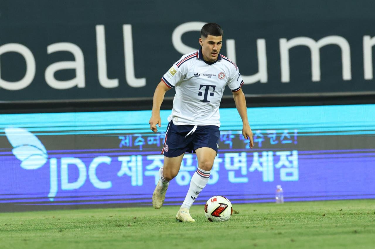 Bayern youngster attracts interest from four clubs