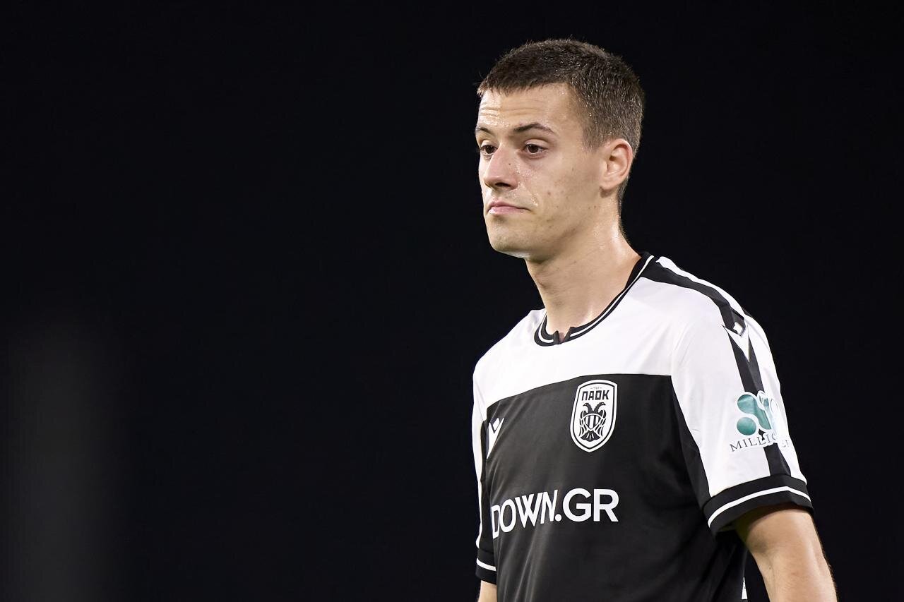 Dortmund turn focus to Greek international as El Mala alternative