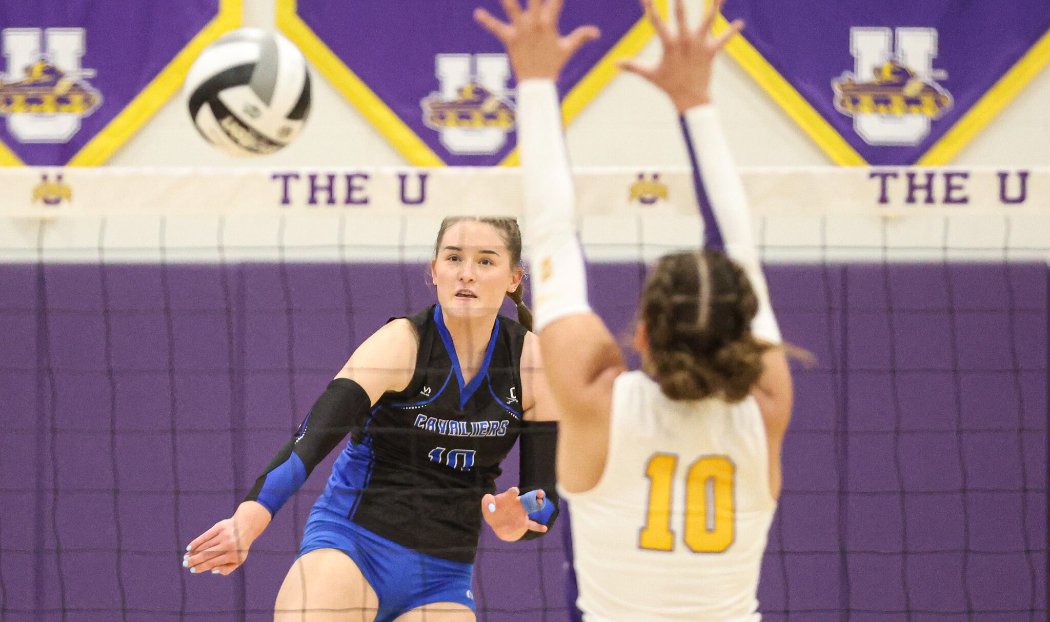 Chillicothe volleyball battles through adversity, outlasts Unioto