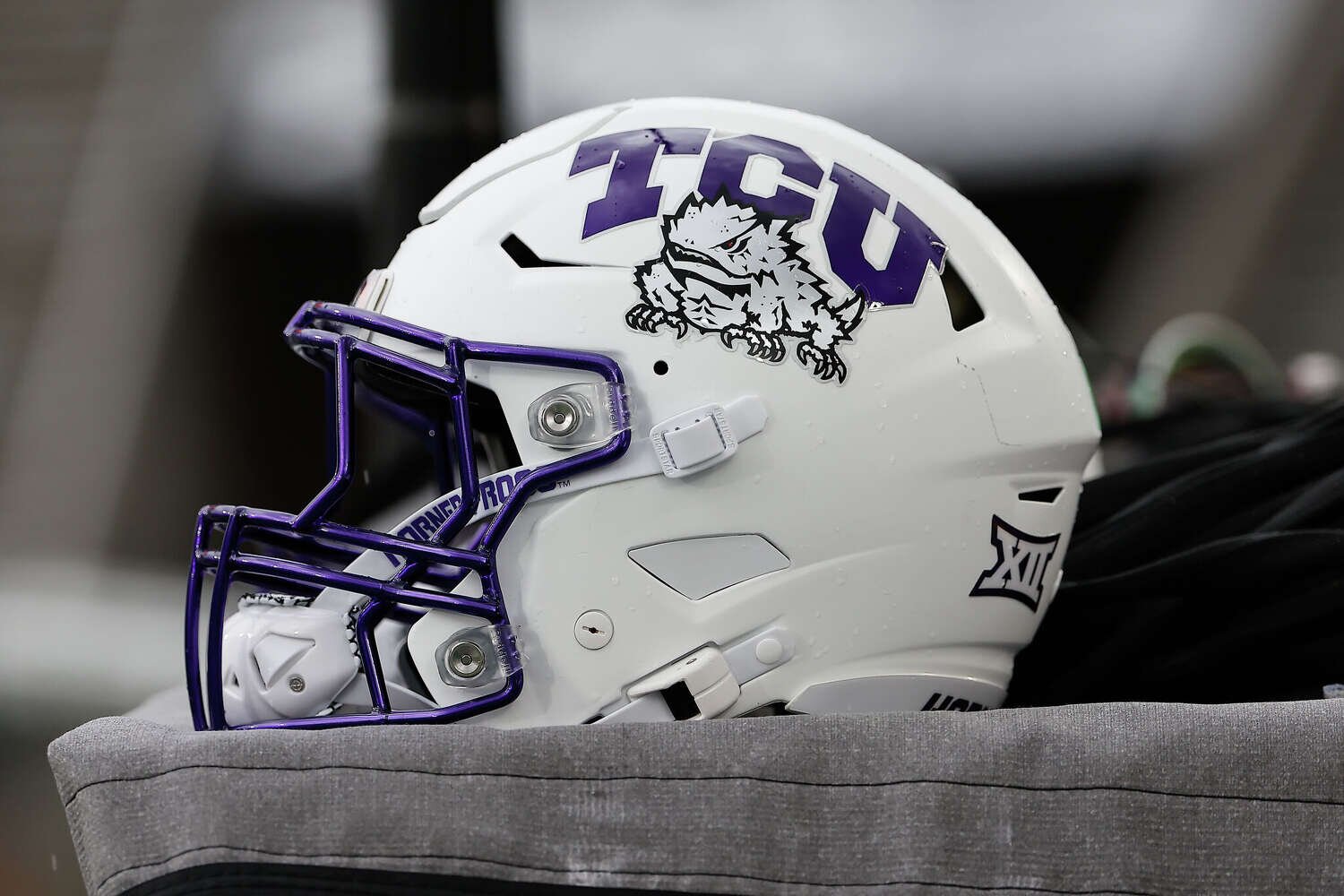 TCU reporter banned from covering football team after locker room fight