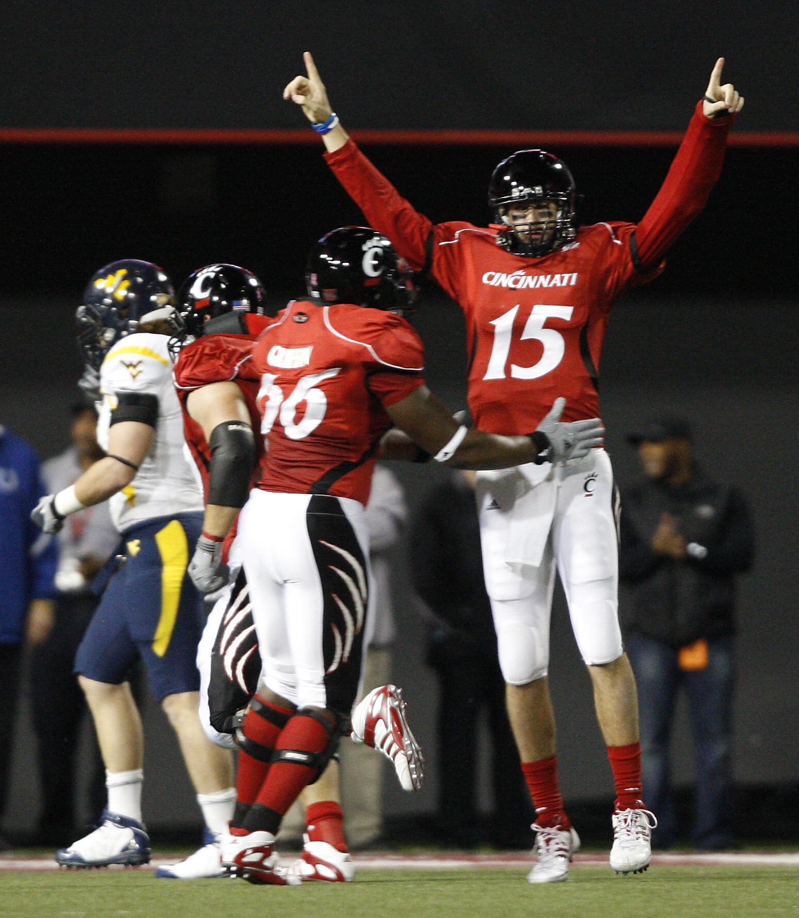Tony Pike to continue on UC Bearcats games in addition to Bengals work