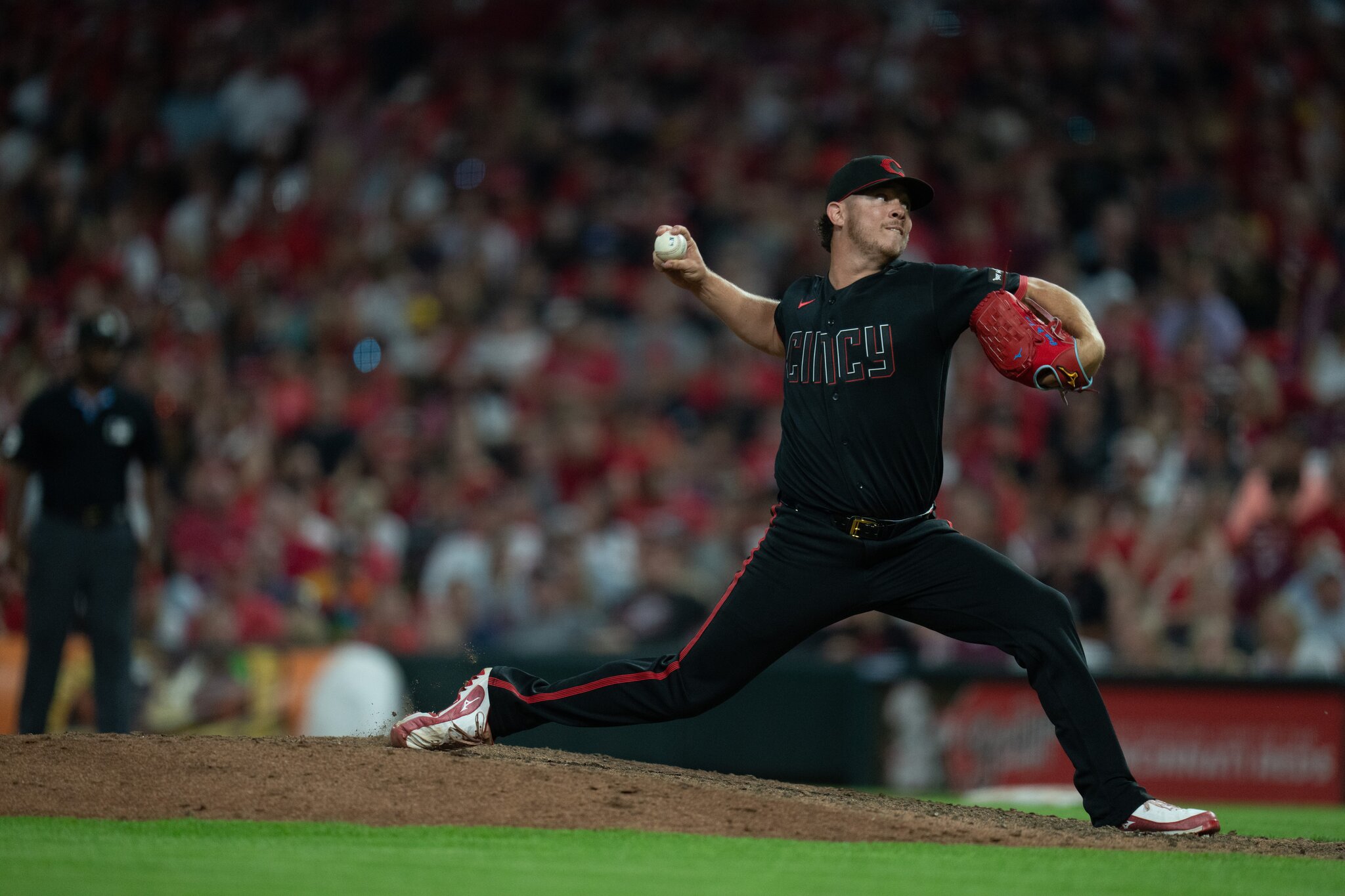 Why 'confused' Emilio Pagán didn't get save for scoreless 9th in 8-7 win