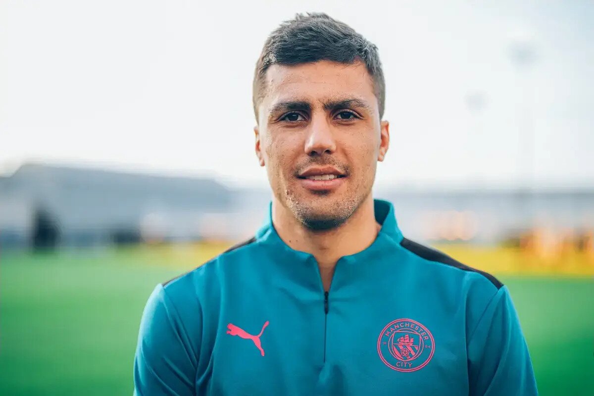 Barcelona explore deal for Manchester City’s Rodri