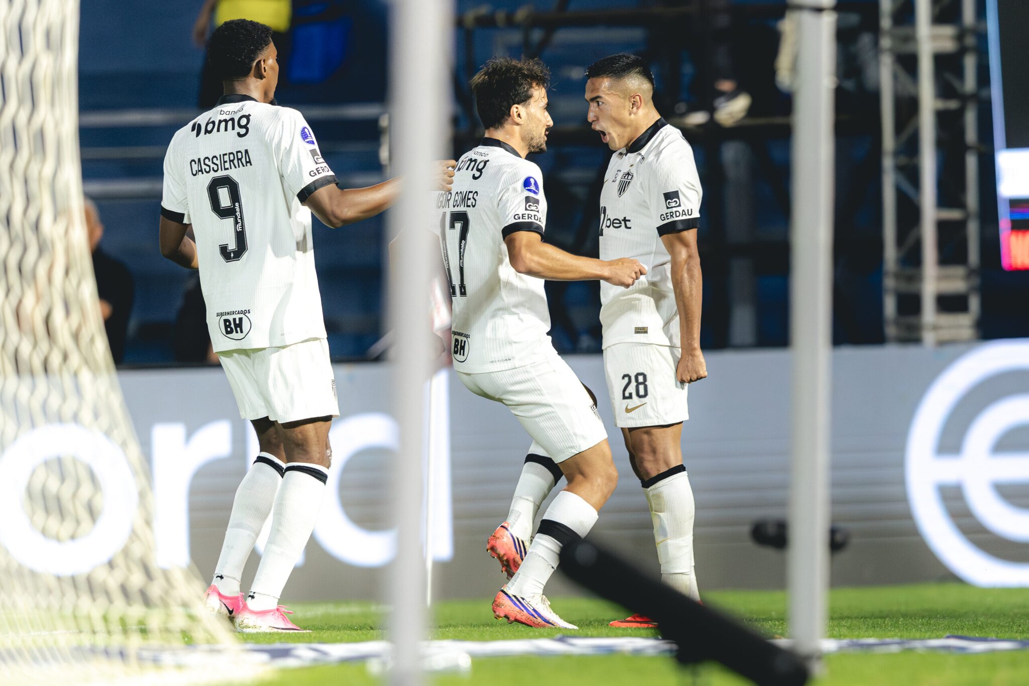 Galo beat Bragantino, take lead in Copa Sul-Americana