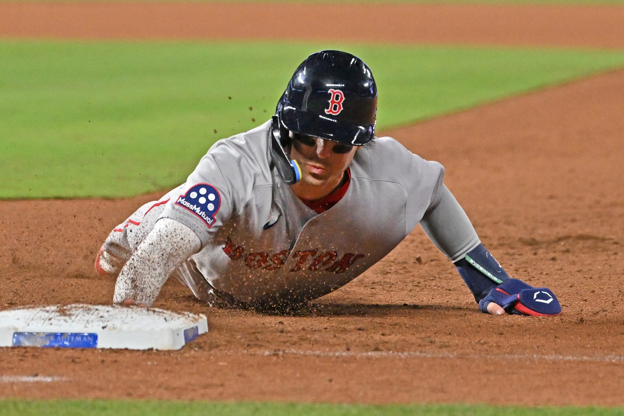 Ridiculous Call”; “Umpires Just Making Up Rules” – Red Sox Fans Fume Over Unexplained Nick Sogard Base-Running Call Vs Yankees