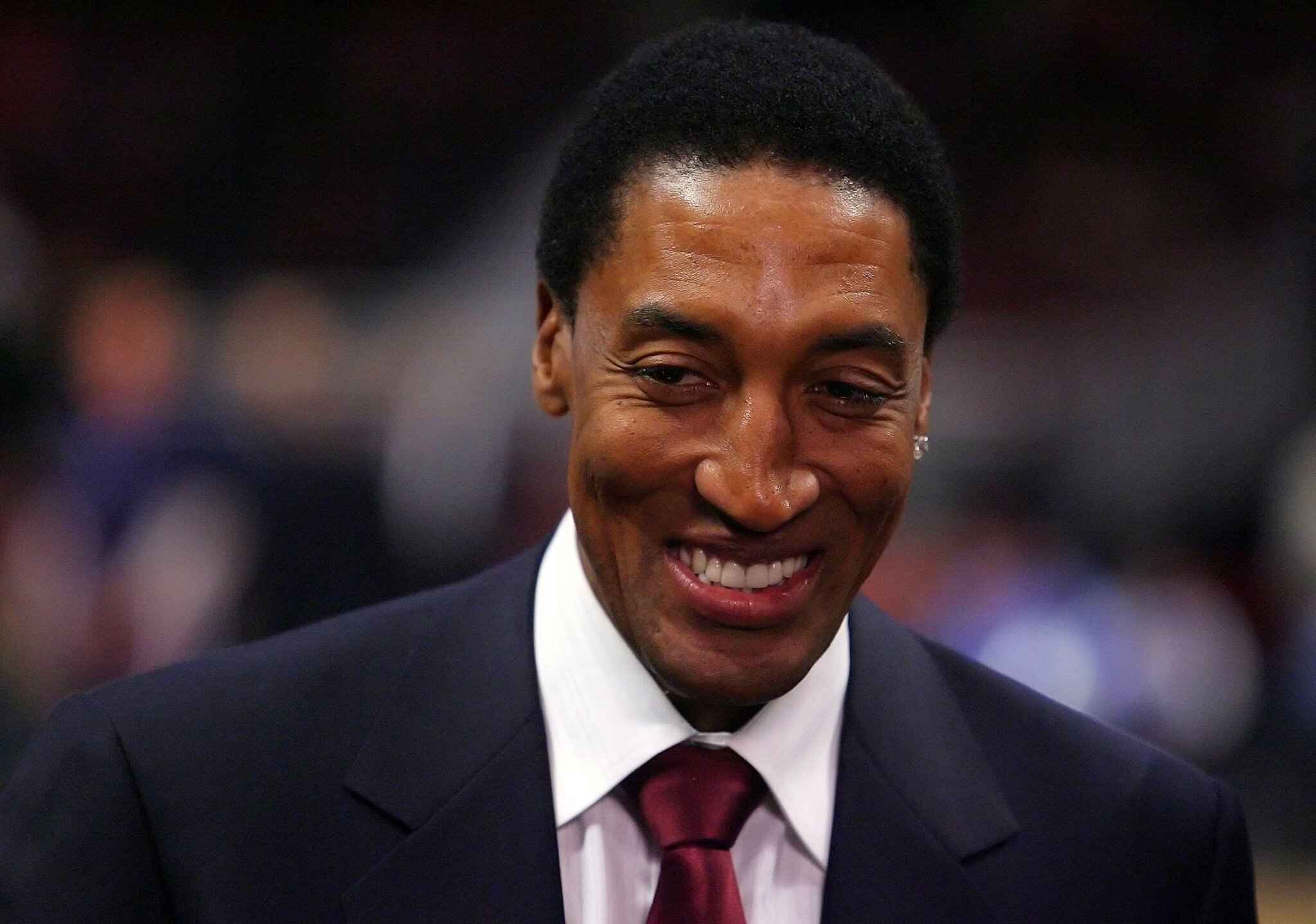 MJ Fans Are Not Happy Today”: Suns Announcer Sarcastically Backs Scottie Pippen’s GOAT Claim vs. LeBron James Citing 6-0 NBA…