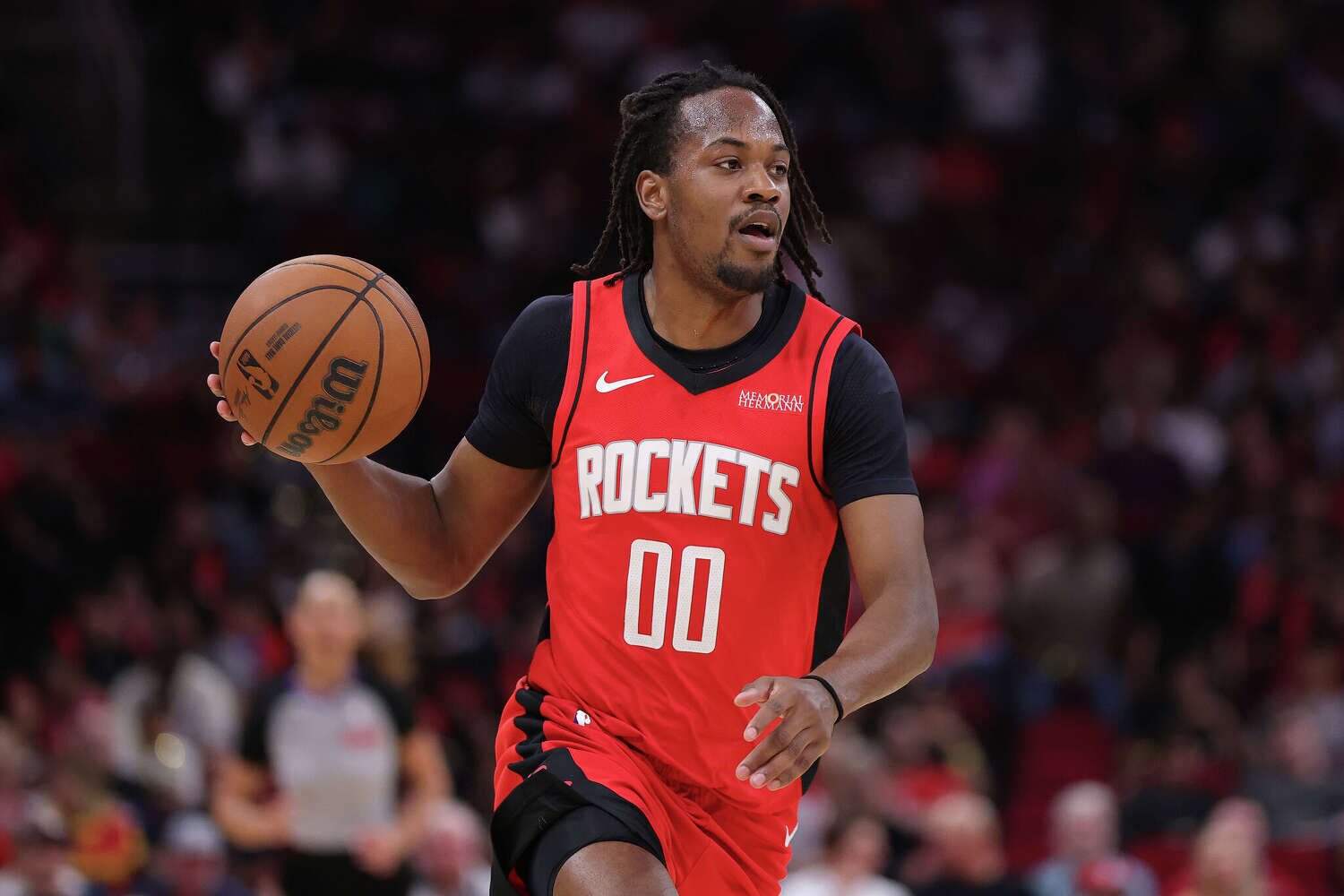 UConn's Tristen Newton waived by Houston Rockets despite G League success