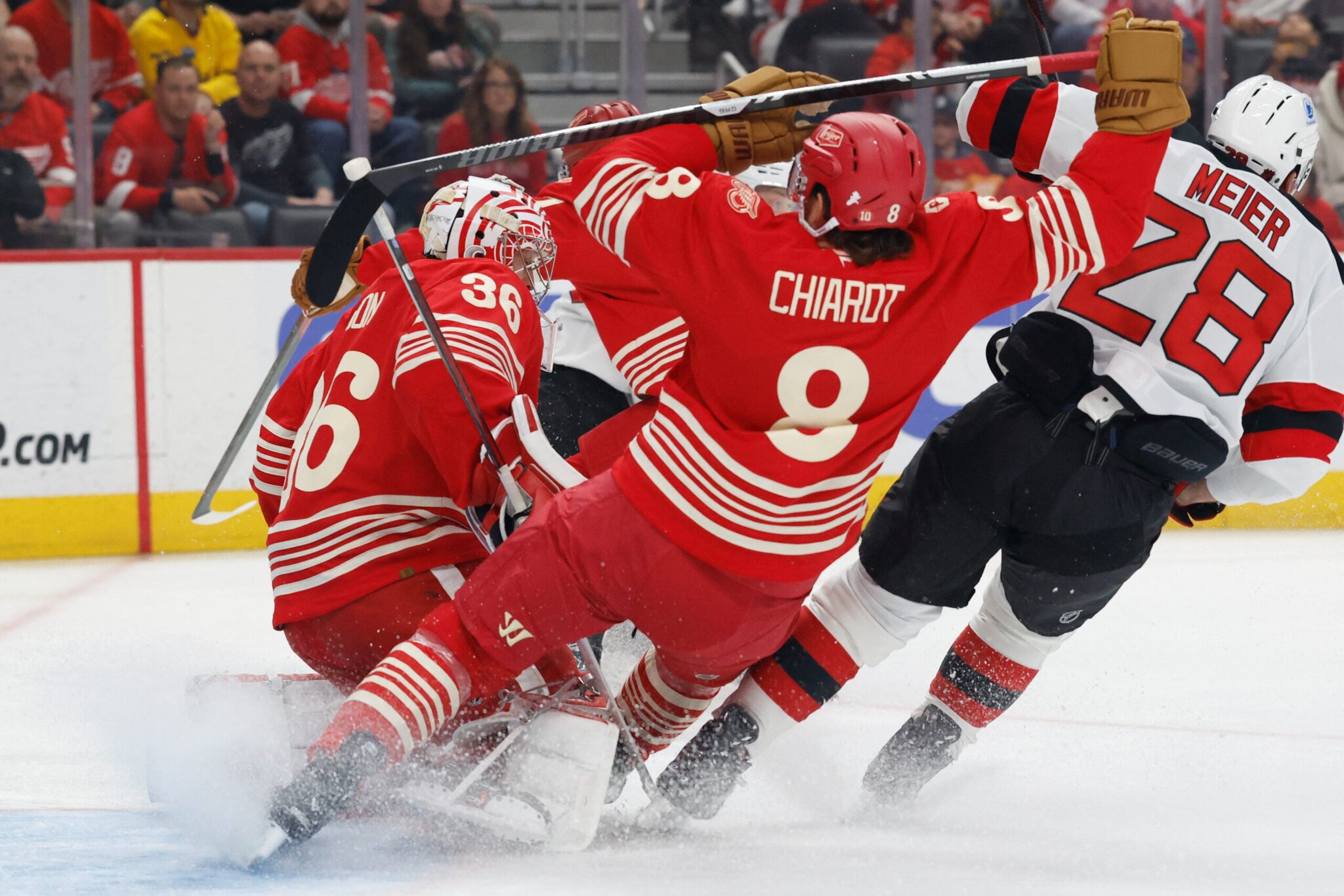 Sportsbooks Aren’t Betting on Red Wings