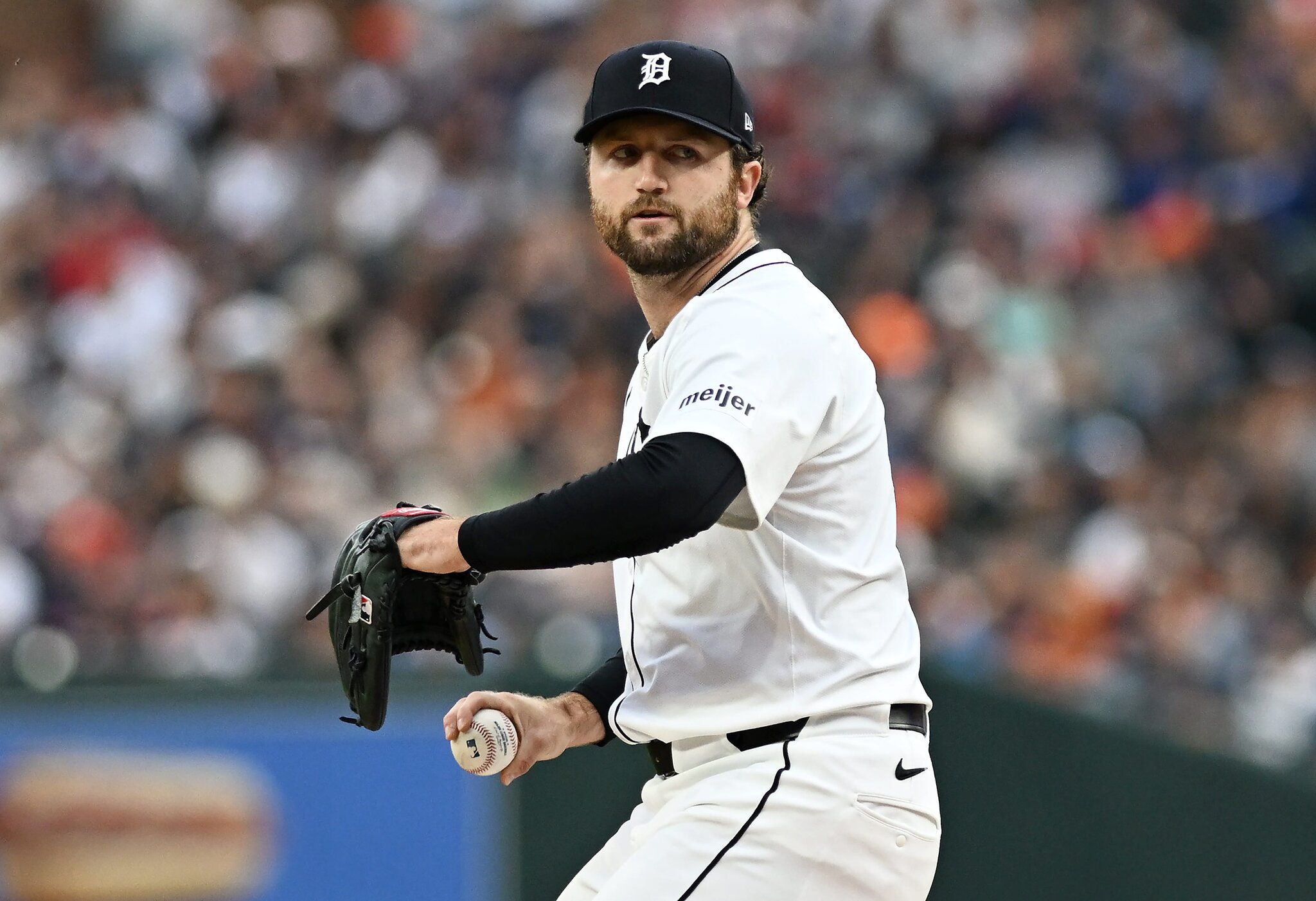 Tigers trade Casey Mize to Padres
