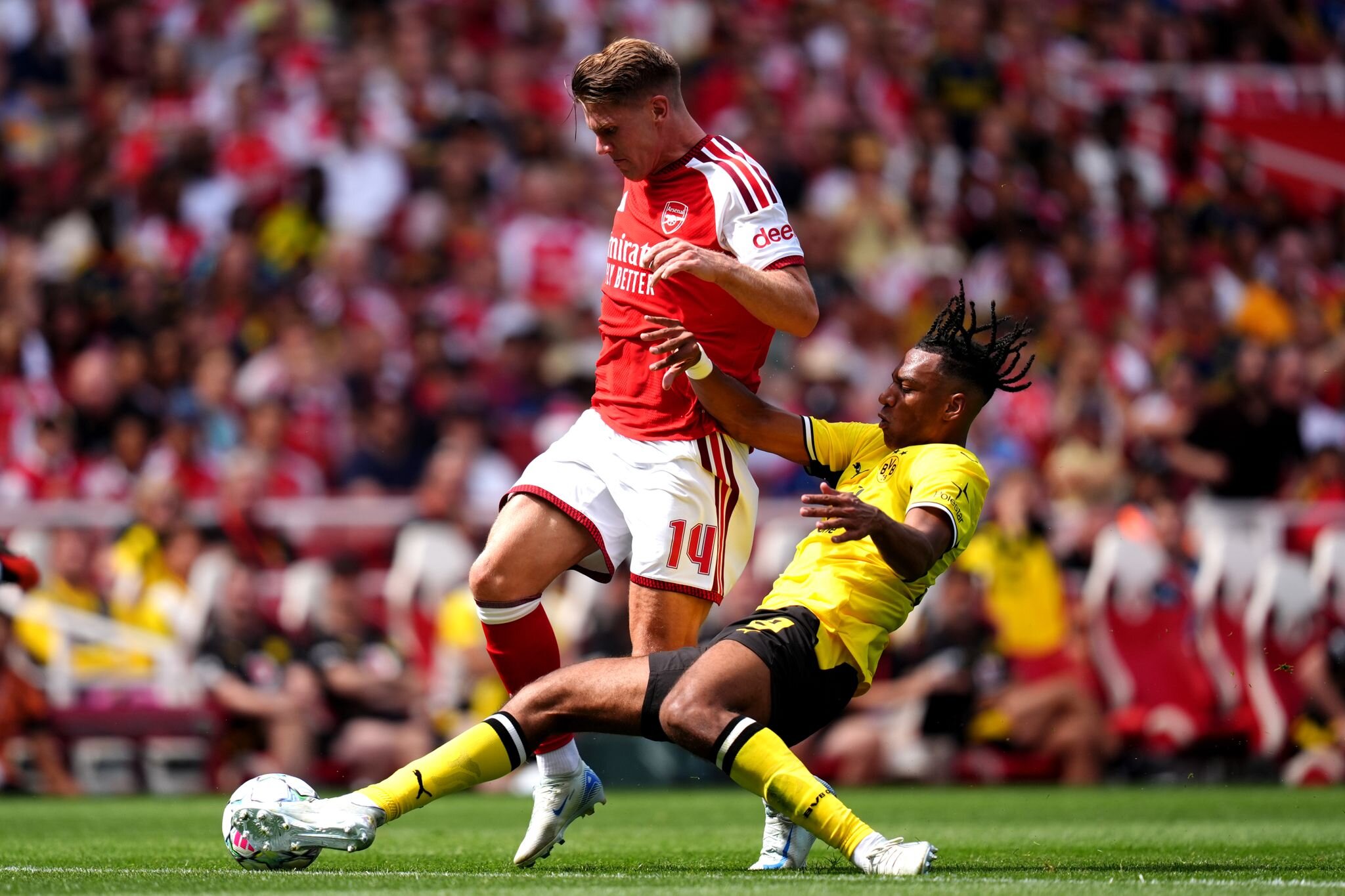 Young players lead Dortmund to win over Arsenal in friendly match