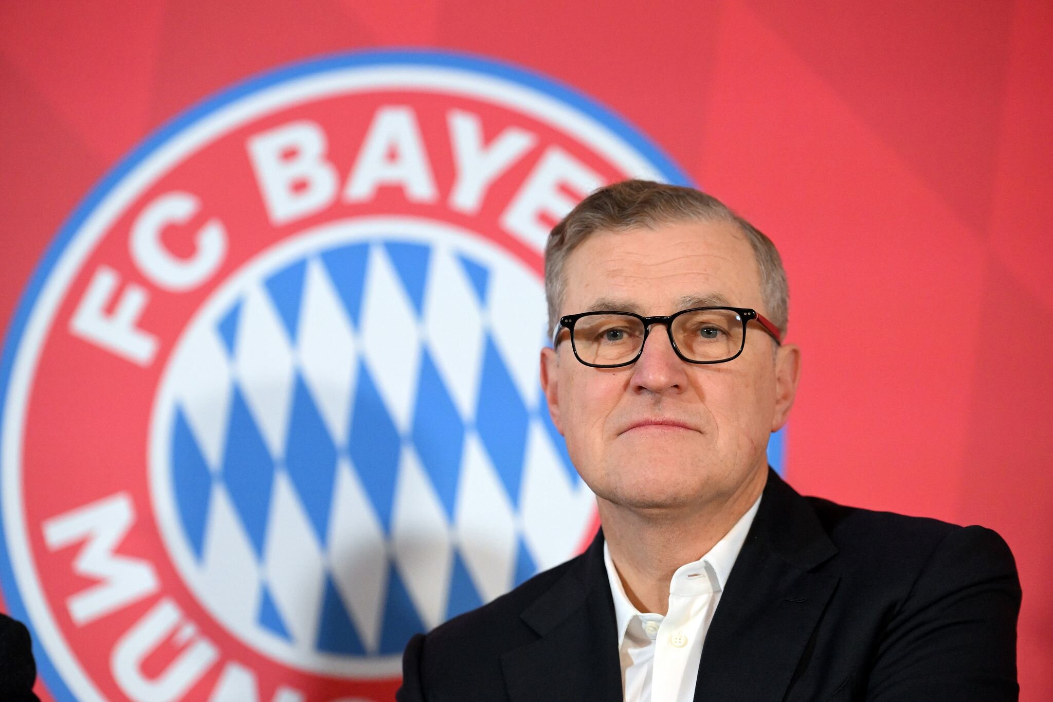 Bayern CEO tells Klopp 'it's right to have big ambitions