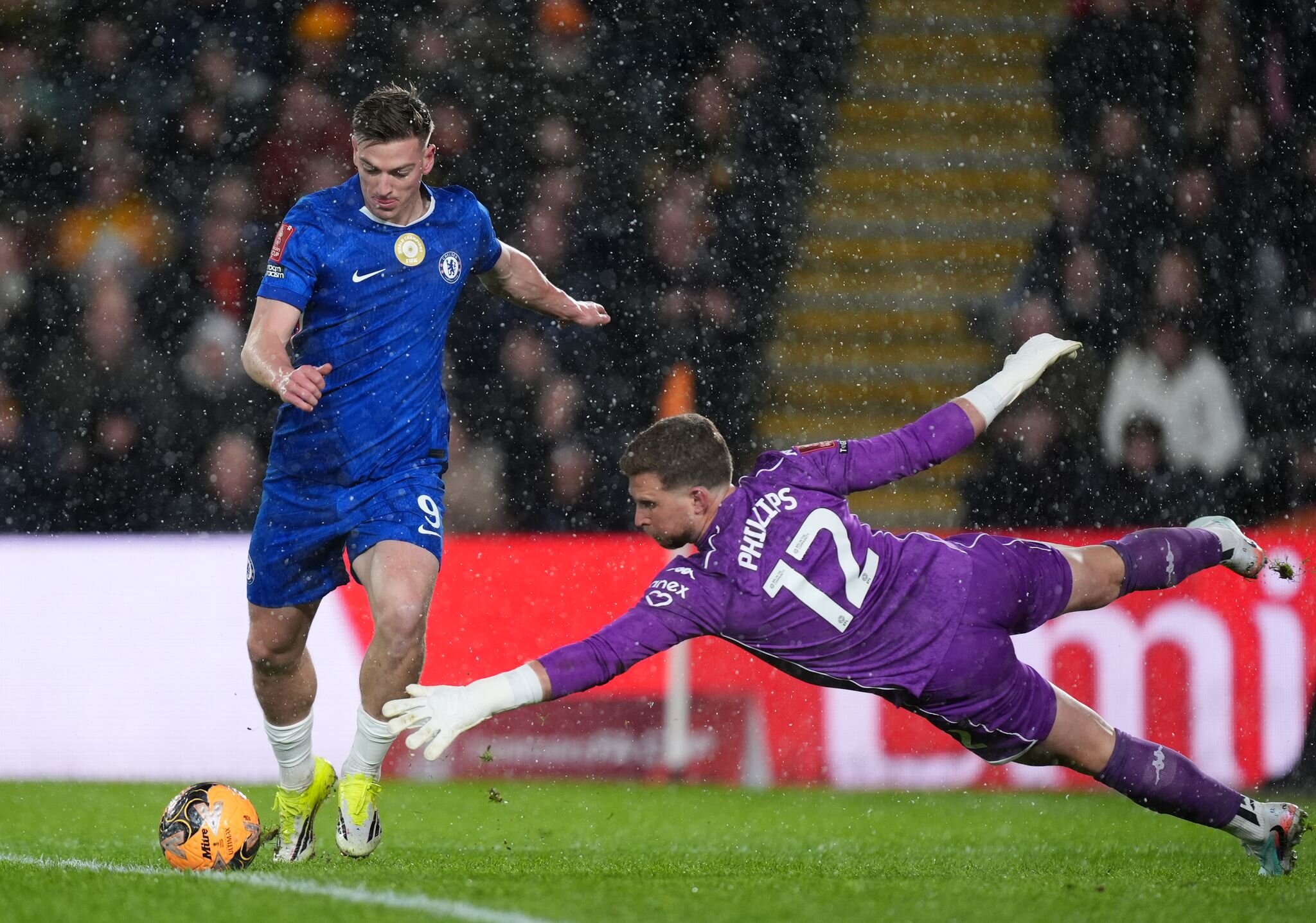 Nottingham Forest sign Delap from Chelsea