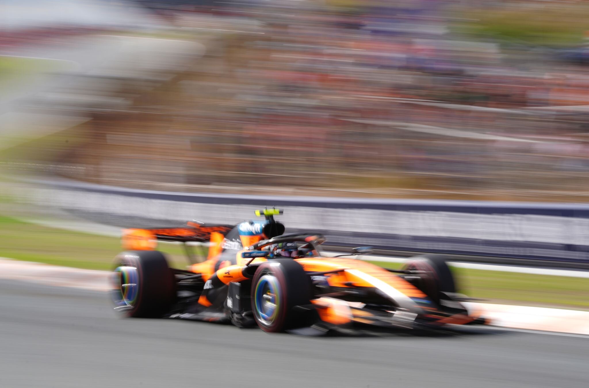 Norris wins Dutch GP as Verstappen crashes out of final home race