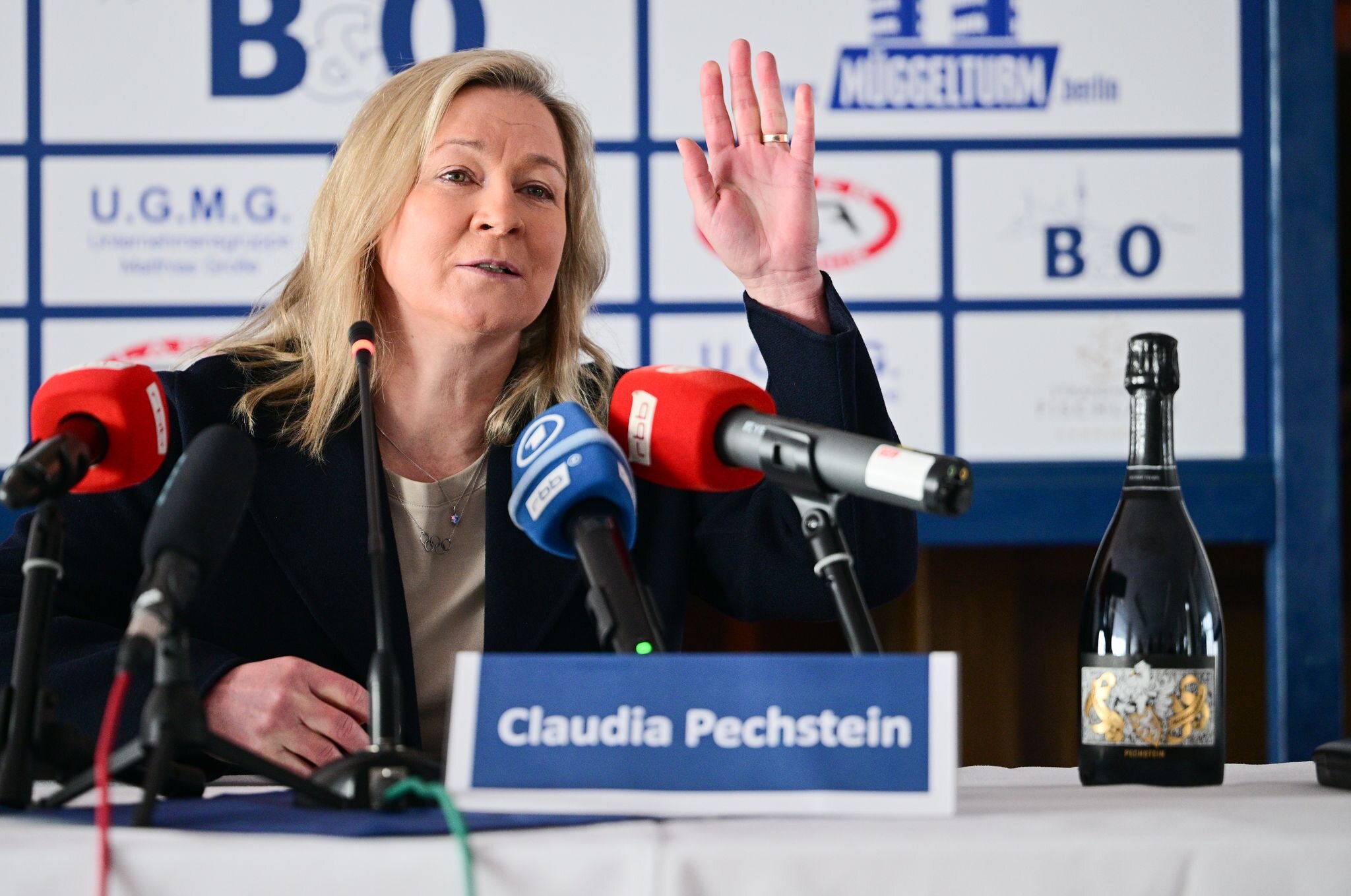 German Olympics great Pechstein could see herself in politics