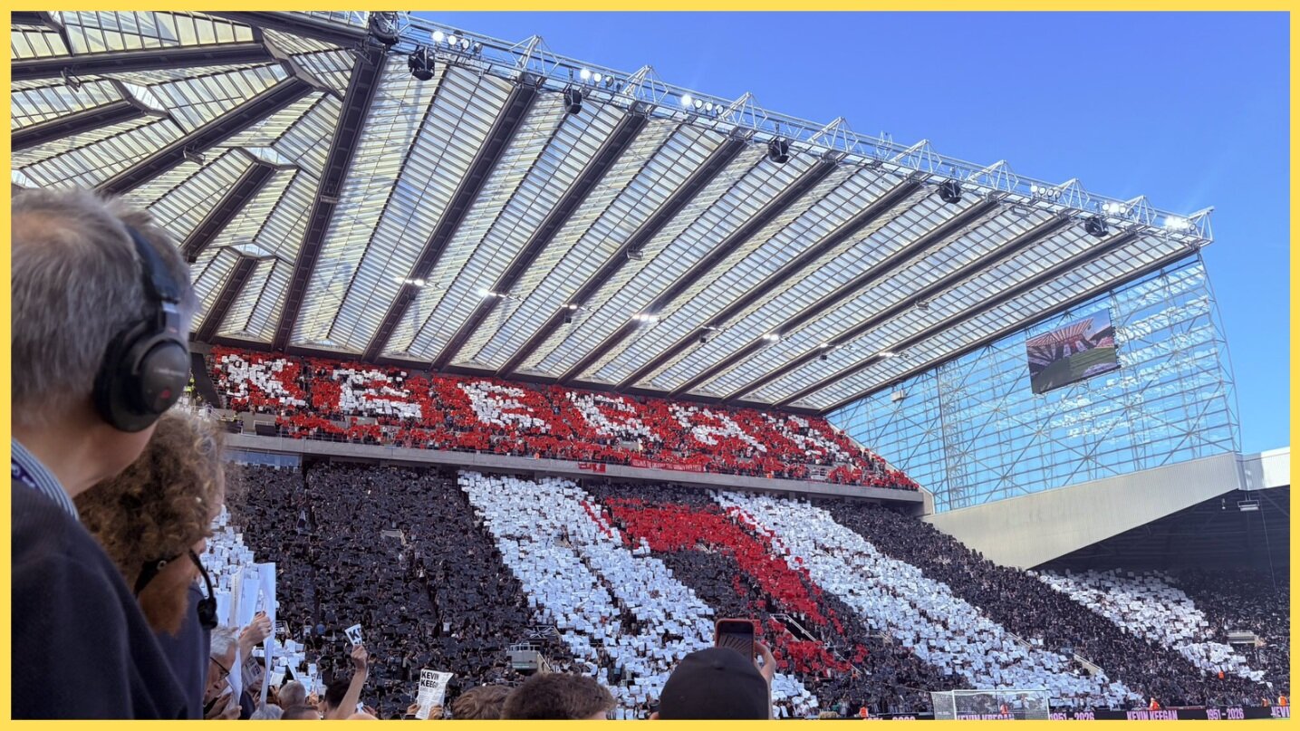 (Video) Liverpool and Newcastle fans unite in powerful pre-match tribute to Kevin Keegan