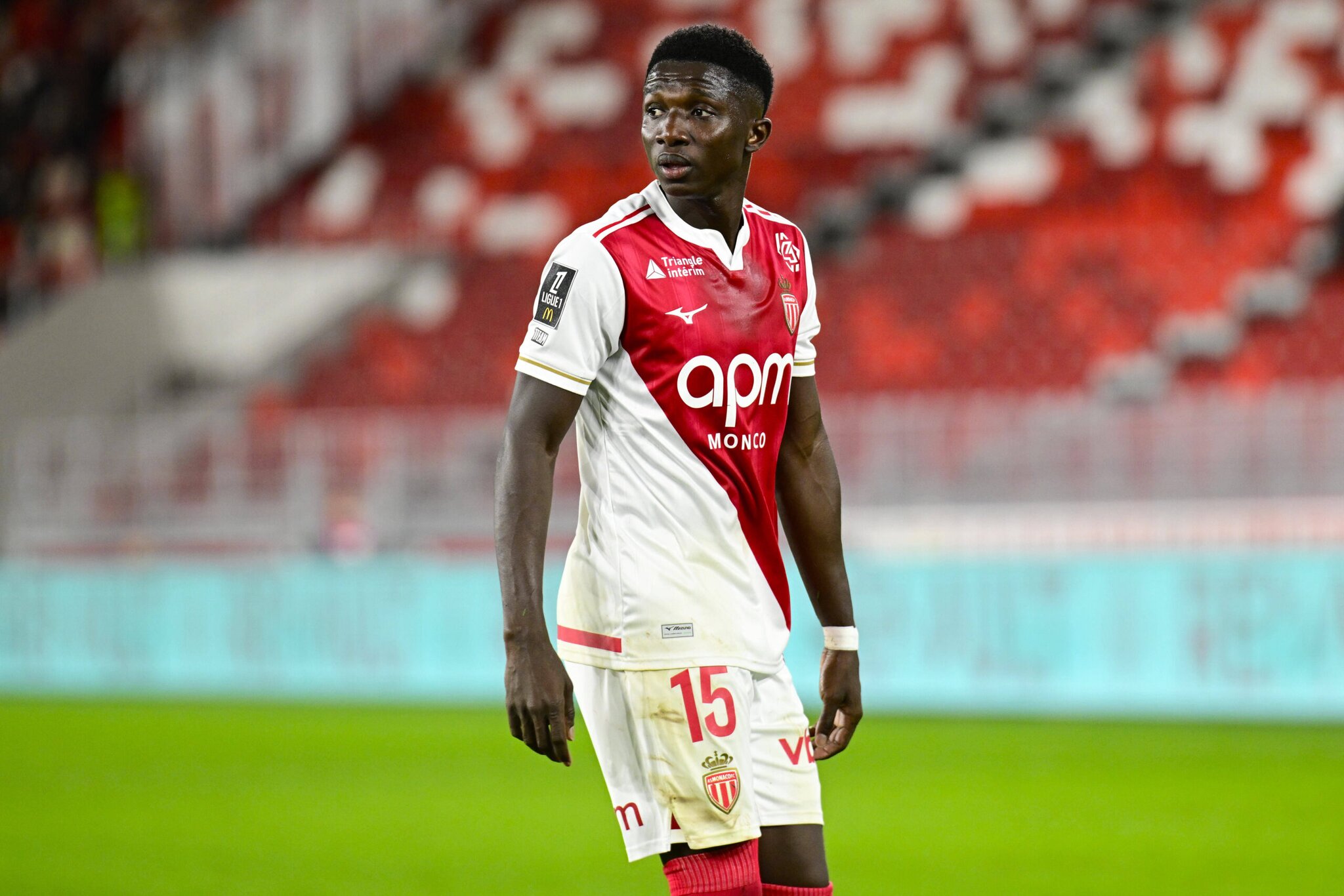 Report: Chelsea strongly considering move for 22-year-old midfielder