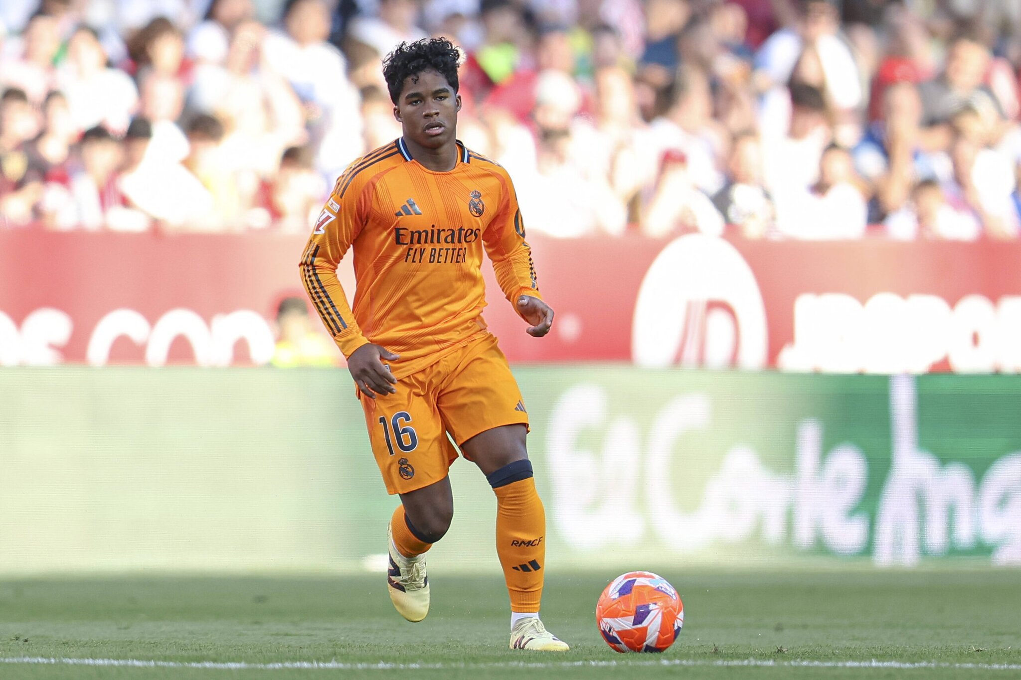 Report: Arsenal considering move to sign Real Madrid forward