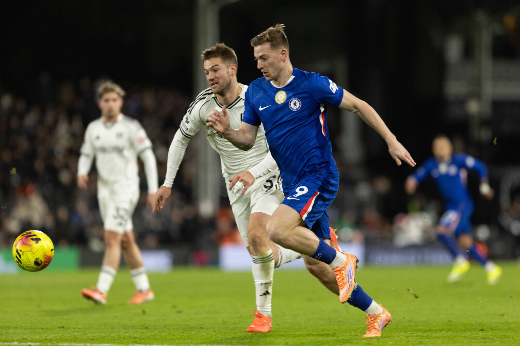 Newcastle and Everton tracking Premier League rivals attacker