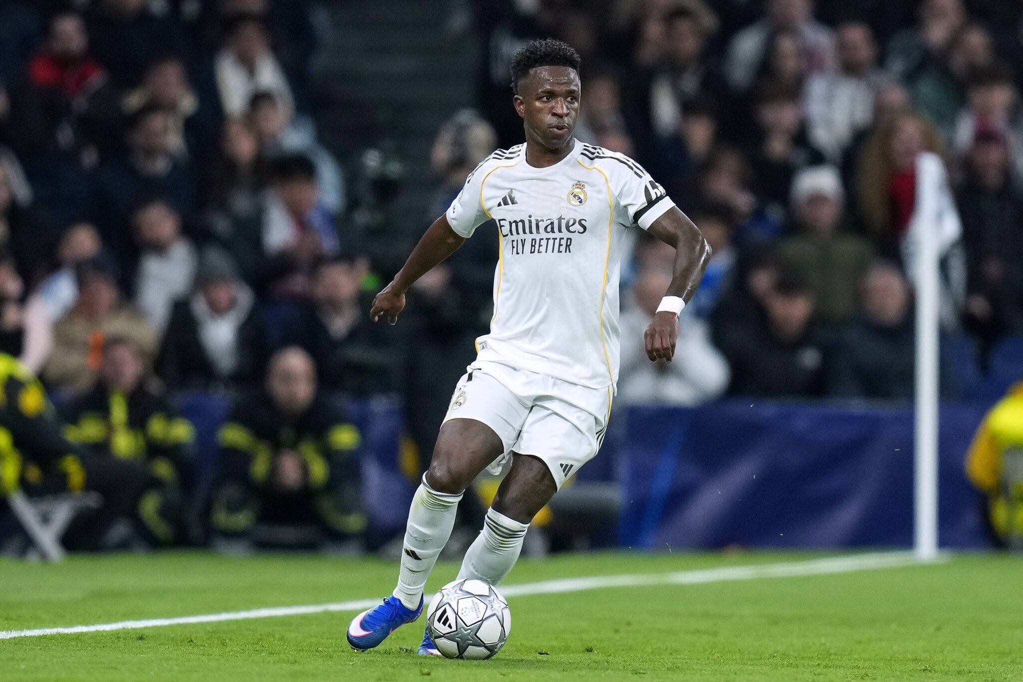 Report: Arsenal still have a chance in pursuit of mega Vinicius Jr. deal
