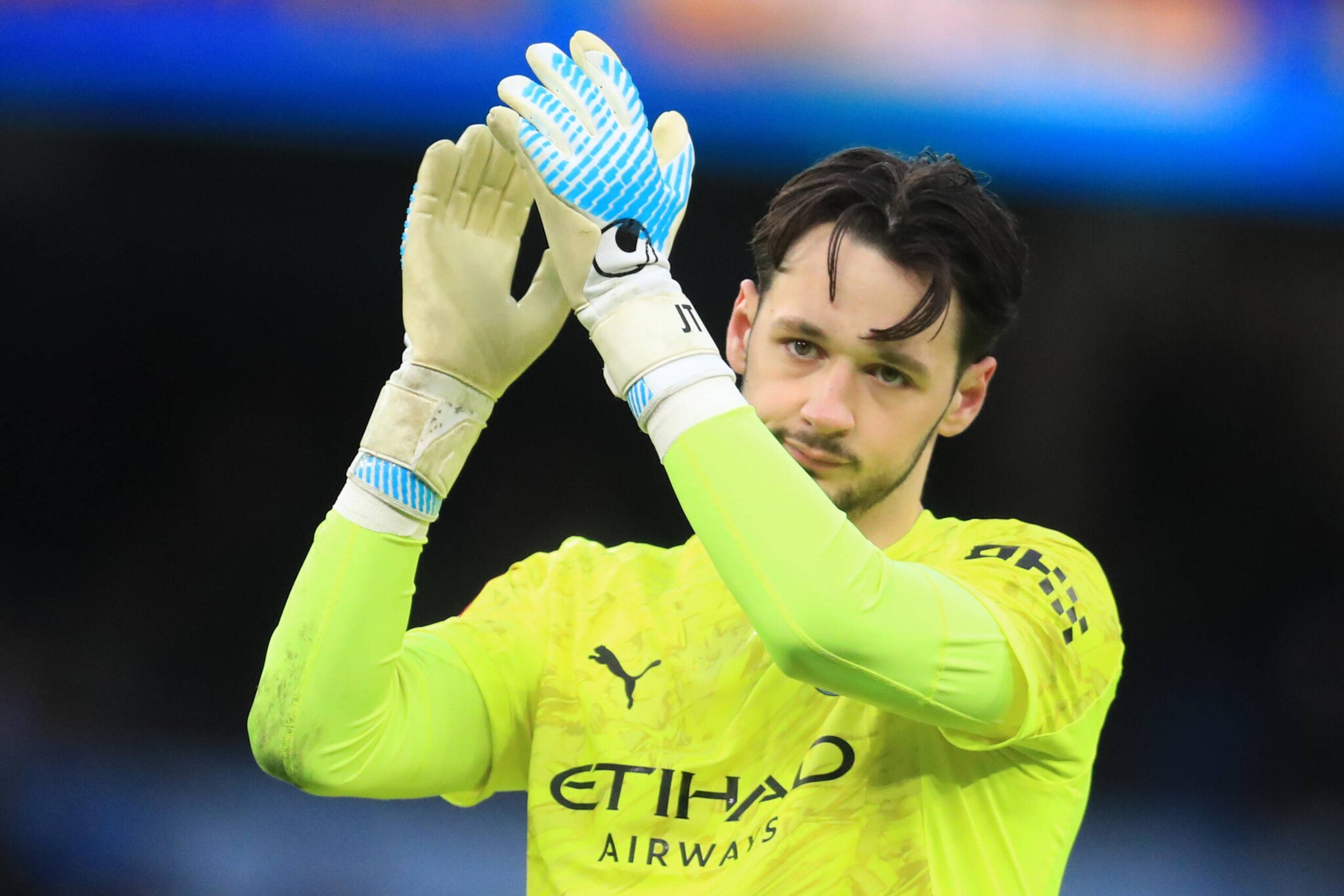 Leeds Confirm Record £40m Move For England Goalkeeper