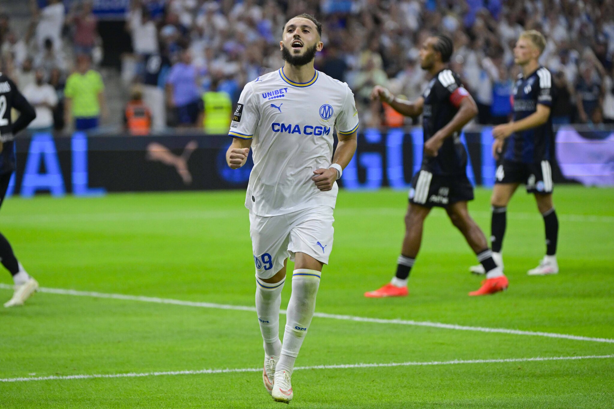 Tottenham Hotspur set to rival Serie A giants for winger