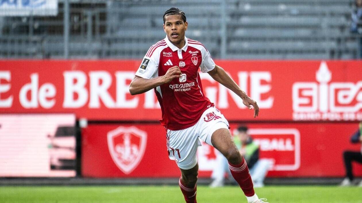 Report: Crystal Palace pushing hard for 19-year-old defender with personal terms already agreed