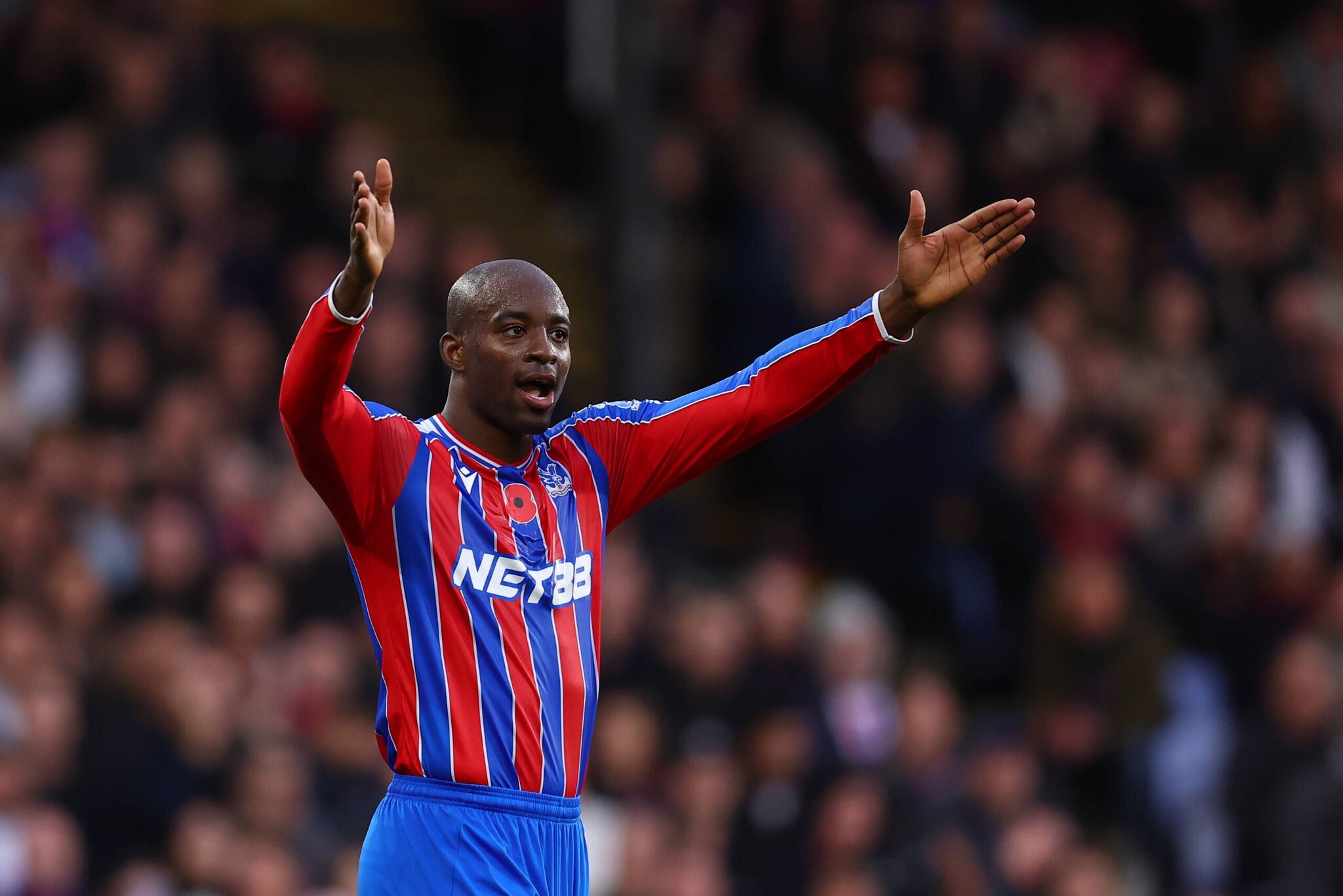 Journalist: Aston Villa considering move for Premier League striker