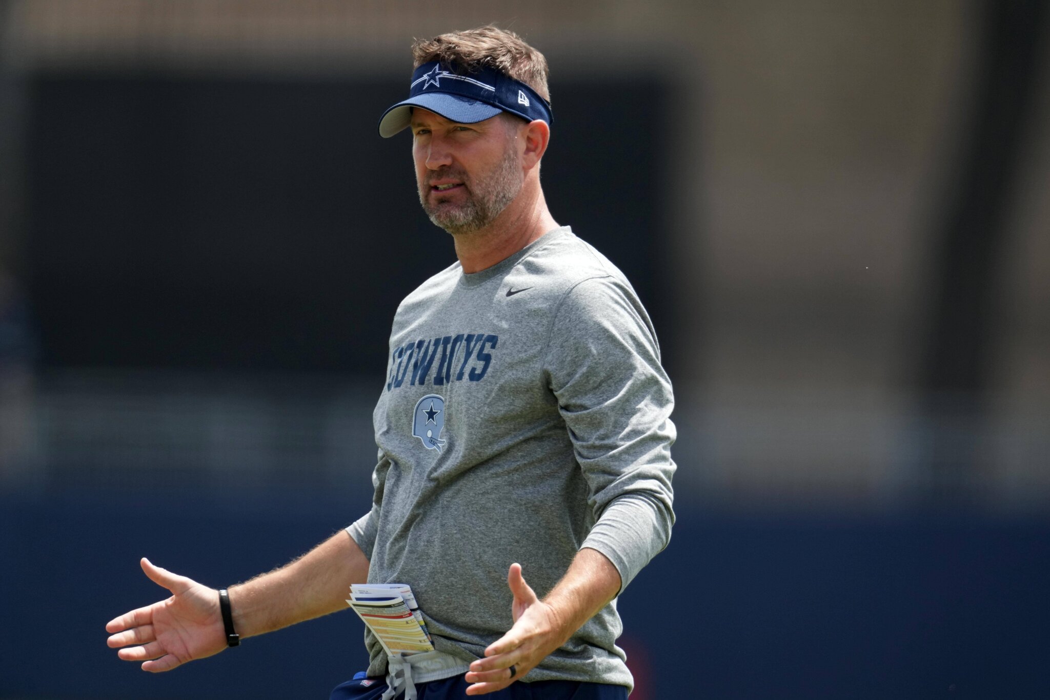 Brian Schottenheimer Lashes Out as Cowboys Commit Too Many Penalties Against Seahawks