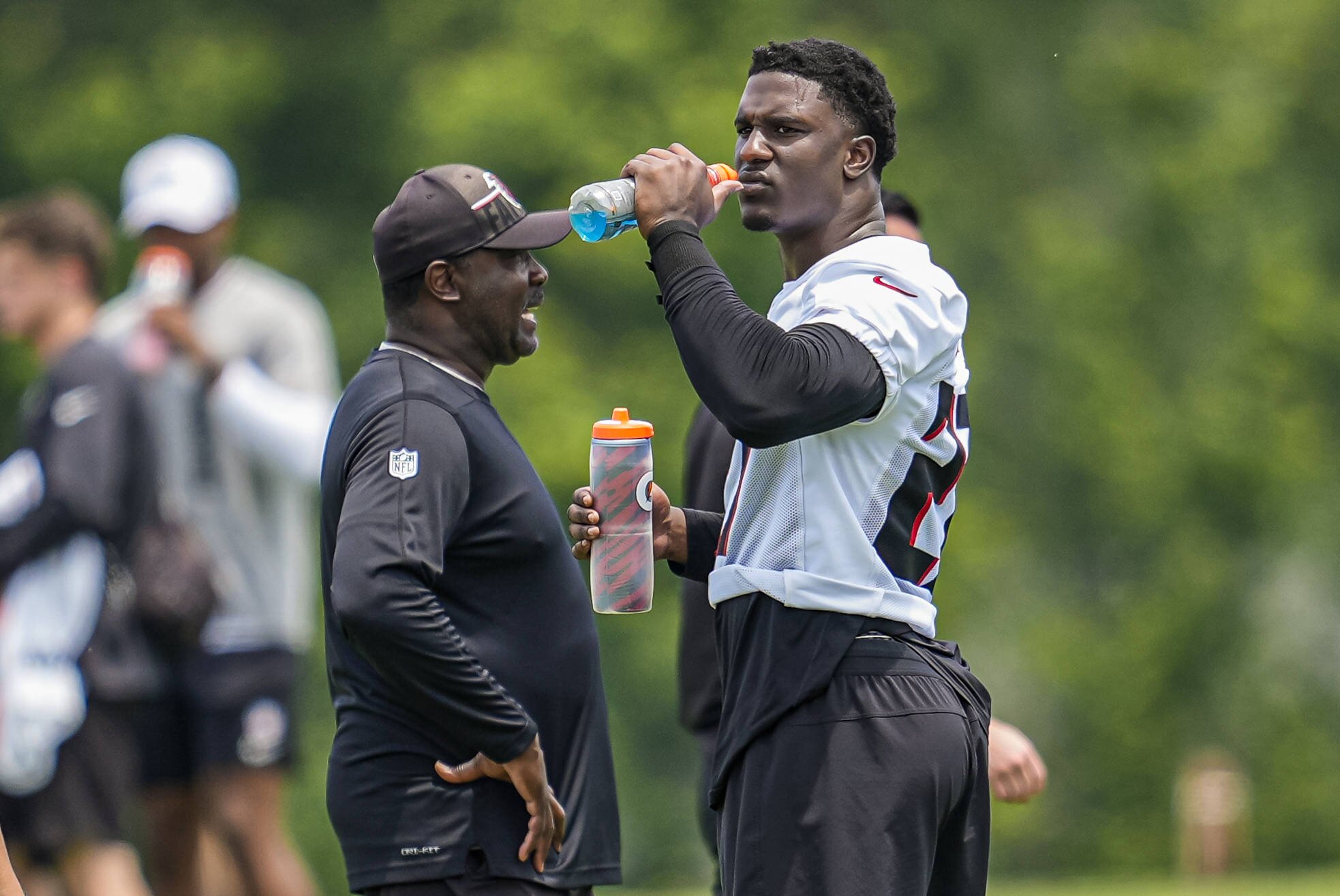 Falcons DE James Pearce Jr. Suffers Over Six-Figure Financial Loss After NFL’s Eight-Game Suspension
