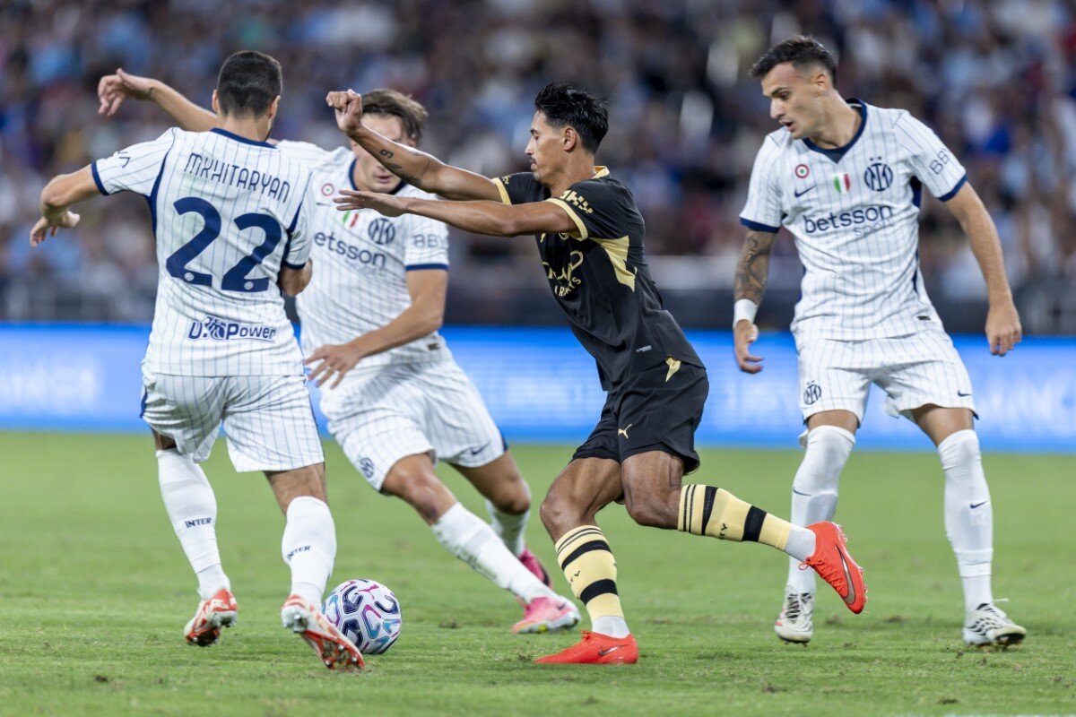 Why Manchester City are so eager to bolster their midfield stood out in the first half against Inter Milan