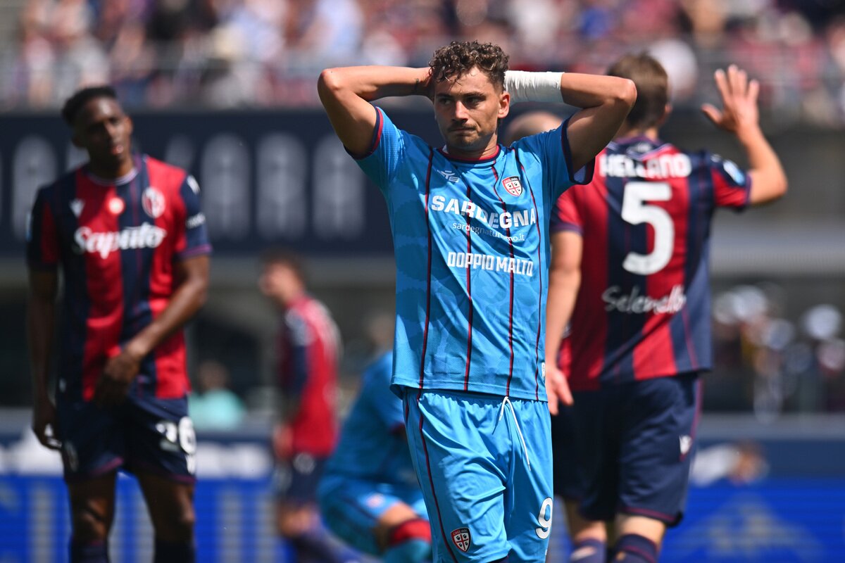 Esposito agent hits back at Cagliari ‘extortion’ claim and vows legal action