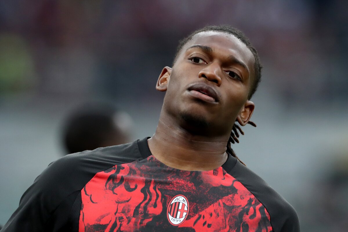 Report Leao eager for Aston Villa to match Galatasaray €45m plus bonus package