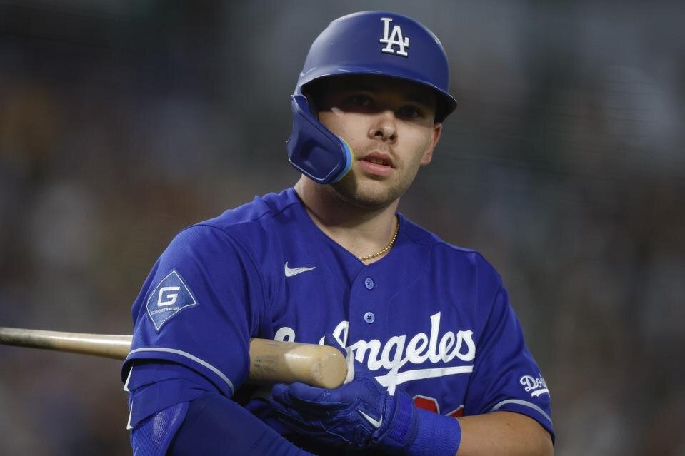 Dodgers Cut Veteran Backstop After Dalton Rushing Injury Update