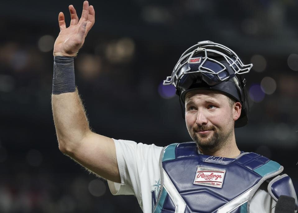 Seattle Mariners Look To Ride Rejuvenated Cal Raleigh Into Playoffs