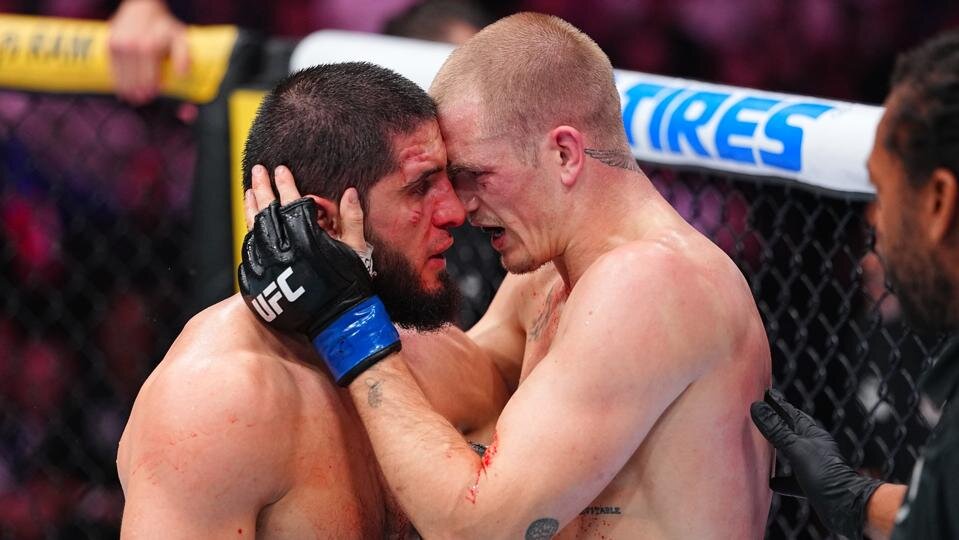 UFC 330 Results: $400K Bonuses Awarded, 5 KOs, 2 Amazing Submissions