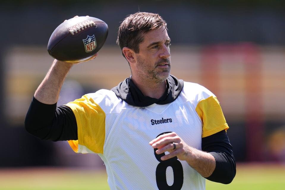 Aaron Rodgers Calls Anthony Fauci An ‘Absolute Coward’ After Contentious Senate Testimony