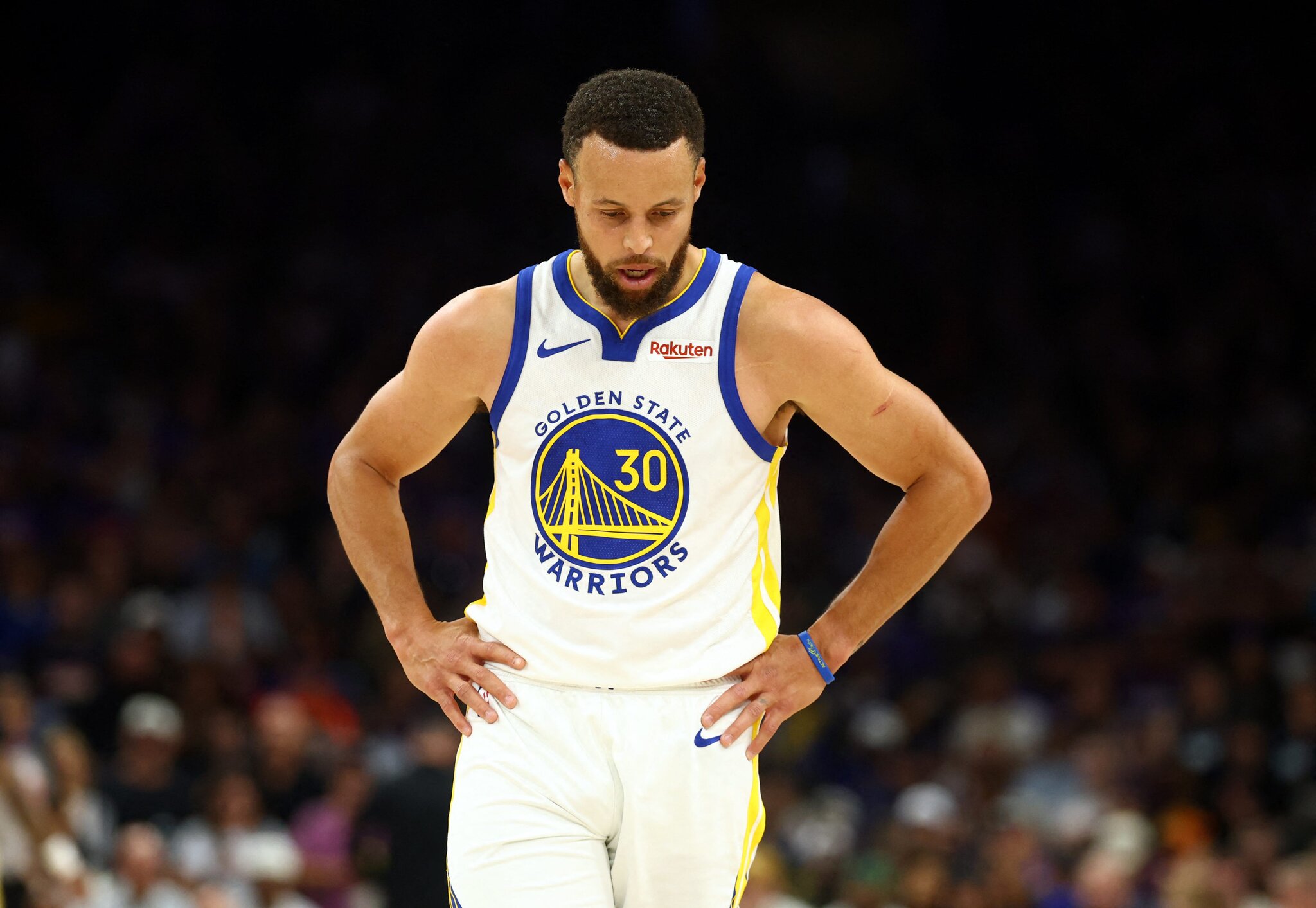 Demands for Warriors to trade Steph Curry intensify after latest news surfaces