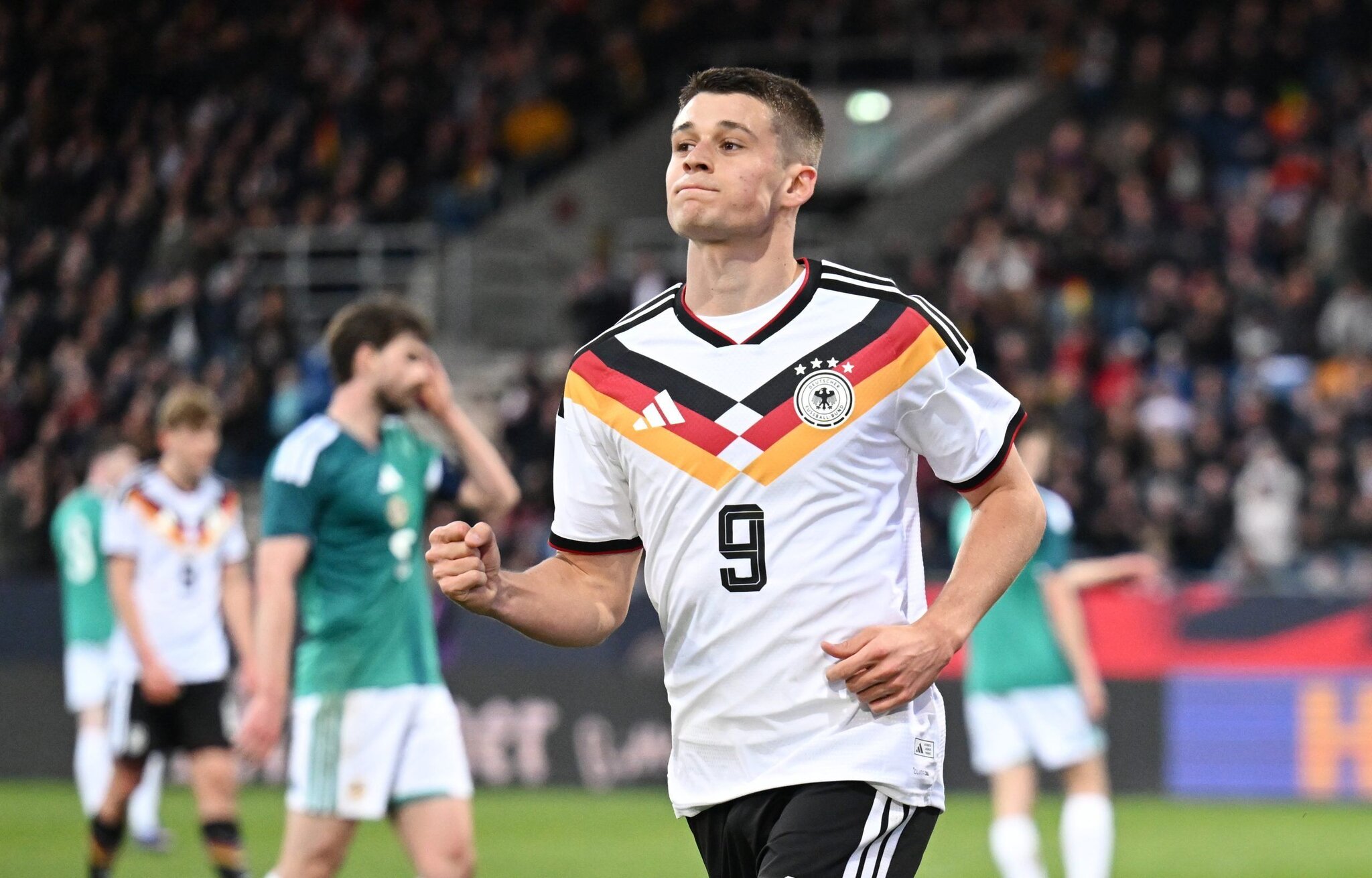 Roma abandon striker pursuit after Club Brugge reject offer of €35m while Manchester United and Chelsea remain interested