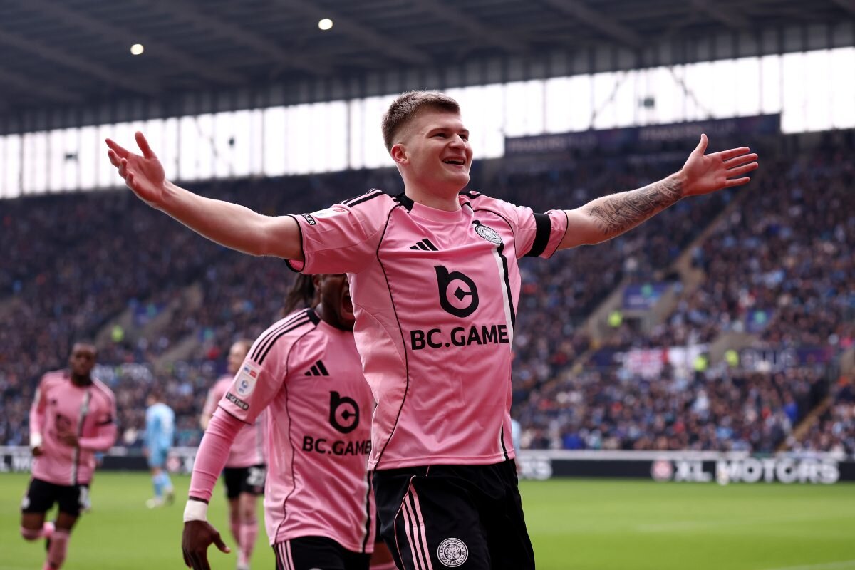 Wolverhampton set their sights on Stade Rennais’ Jordan James
