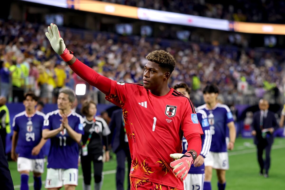 Zion Suzuki’s Premier League ambitions see PSG move collapse as he favours Aston Villa move